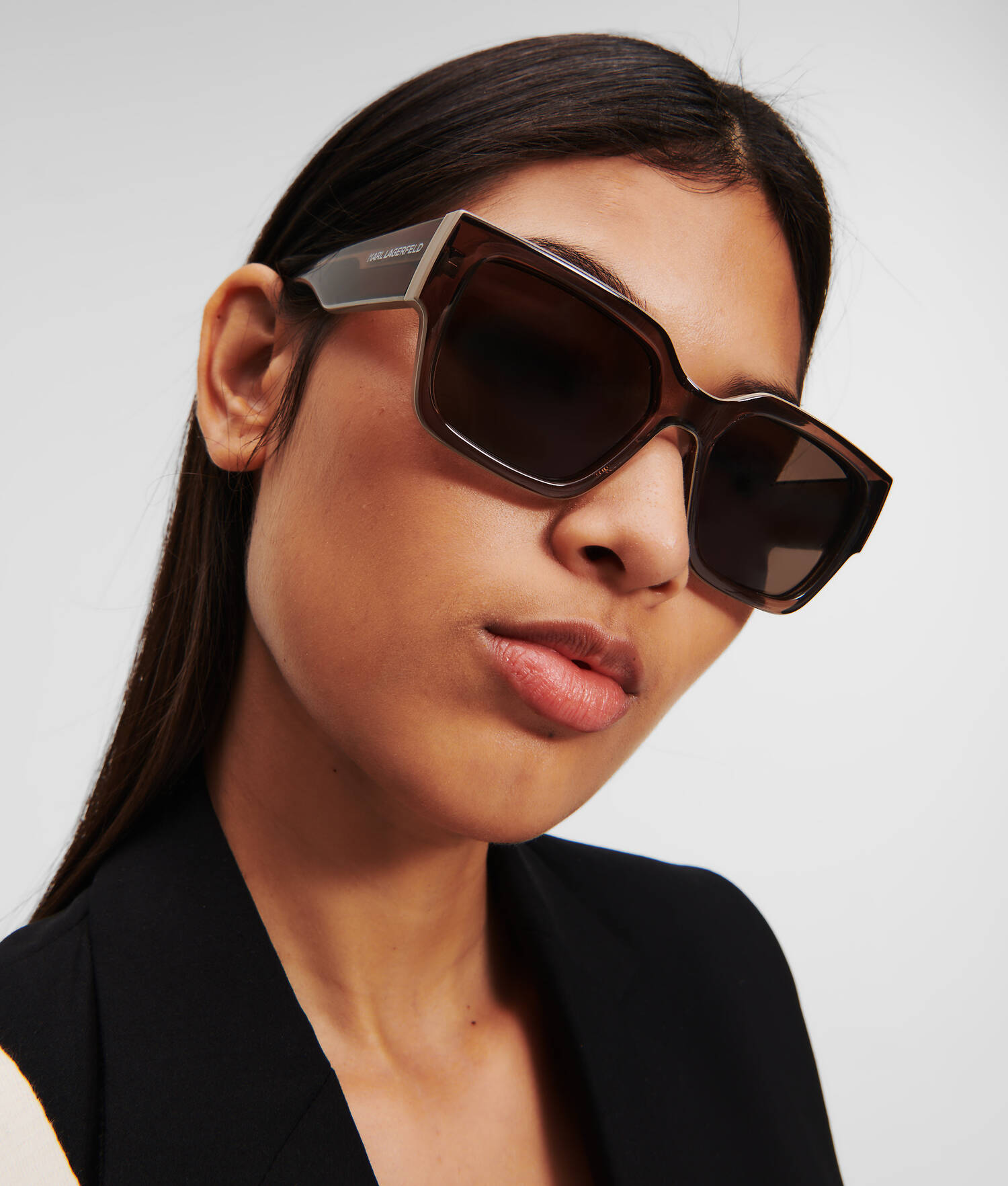 LUNETTES DE SOLEIL AVEC LOGO KARL