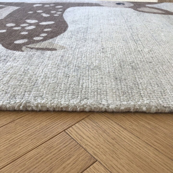Kinderkamer vloerkleed - Balou Hert Bruin | Speels & Duurzaam