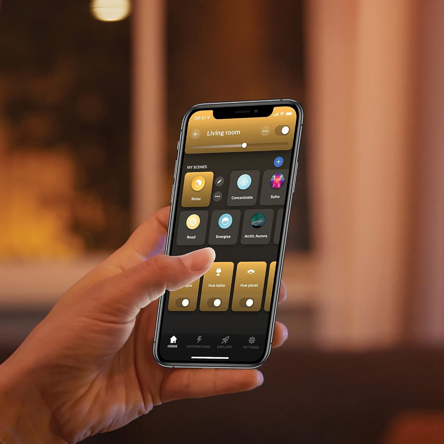 Philips Hue White Ambiance Fair Deckenleuchte schwarz 2750lm inkl. Dimmschalter, dimmbar, alle Weißschattierungen, steuerbar via App, kompatibel mit Amazon Alexa (Echo, Echo Dot)