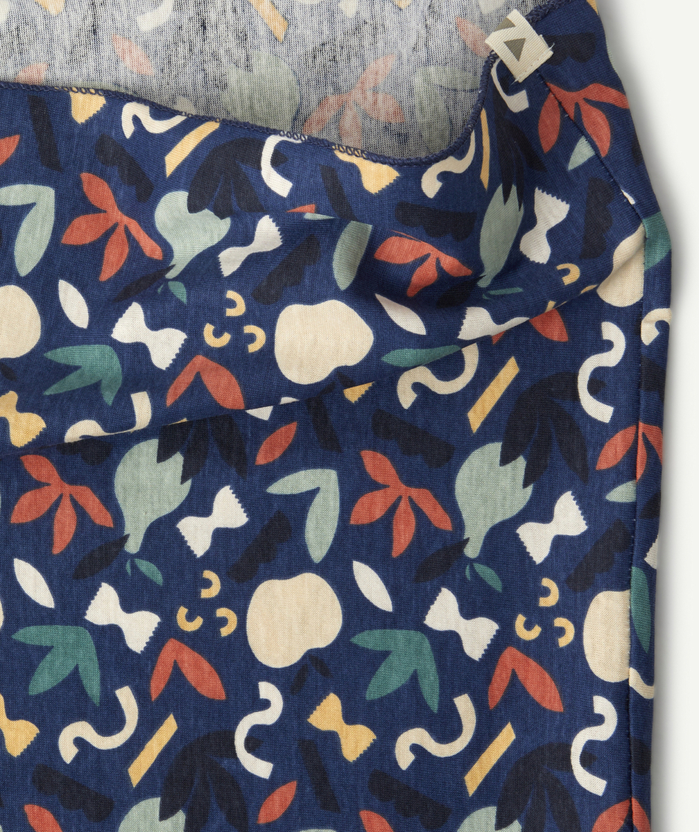 SNOOD BÉBÉ GARÇON EN COTON BLEU AVEC FORMES COLORÉES