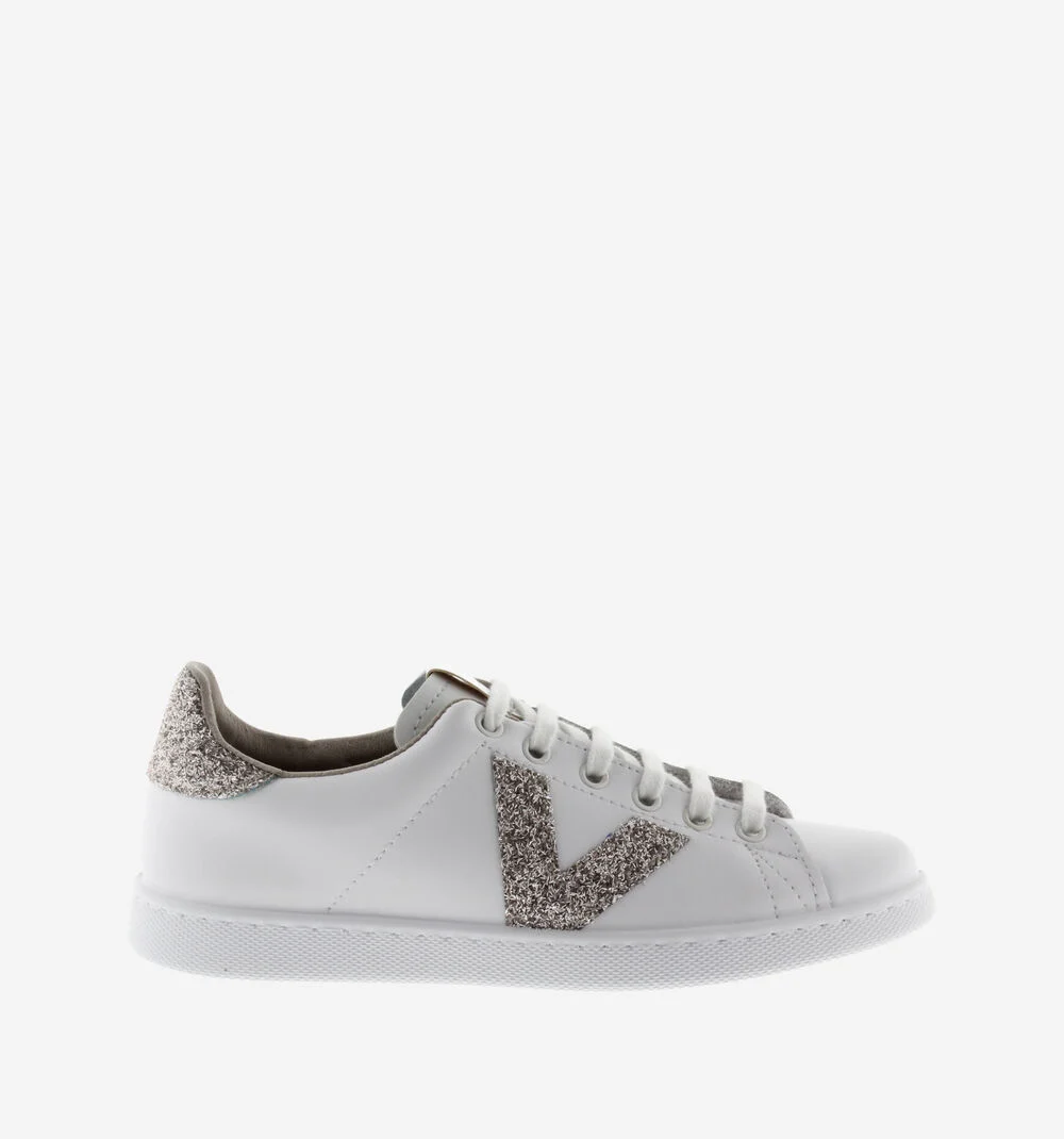 TENIS CUIR & COPEAUX GLITTER Baskets blanches en cuir et détails glitter NUDE