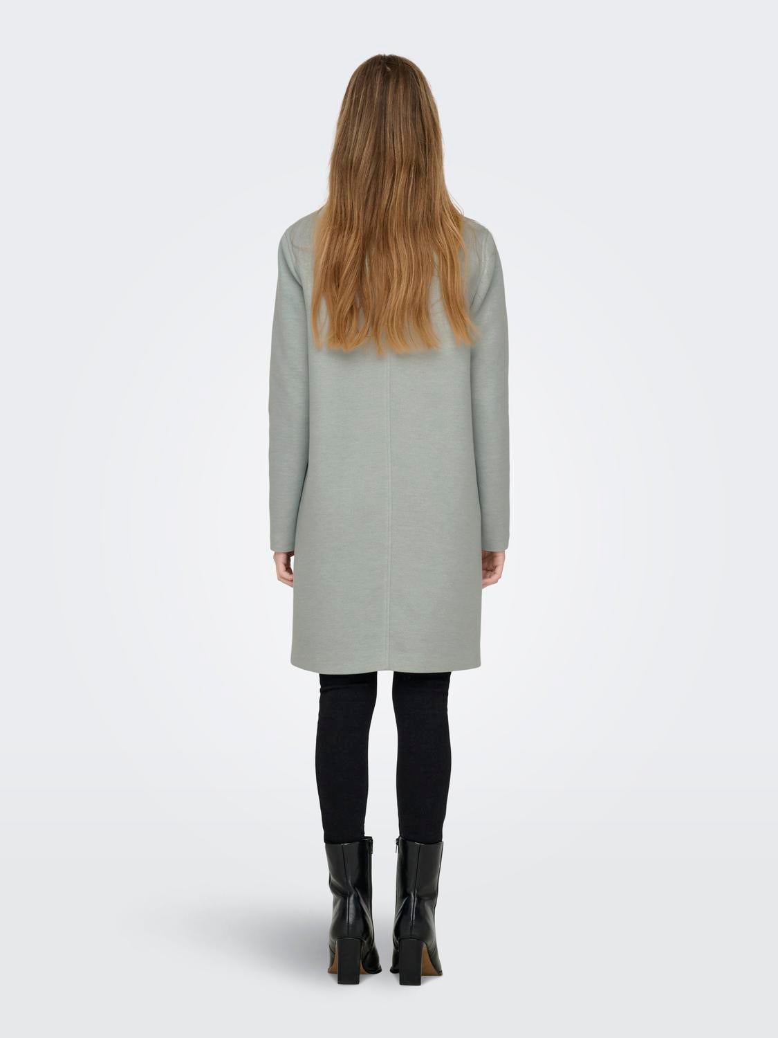 ONLSEDONA Mantel Lichen