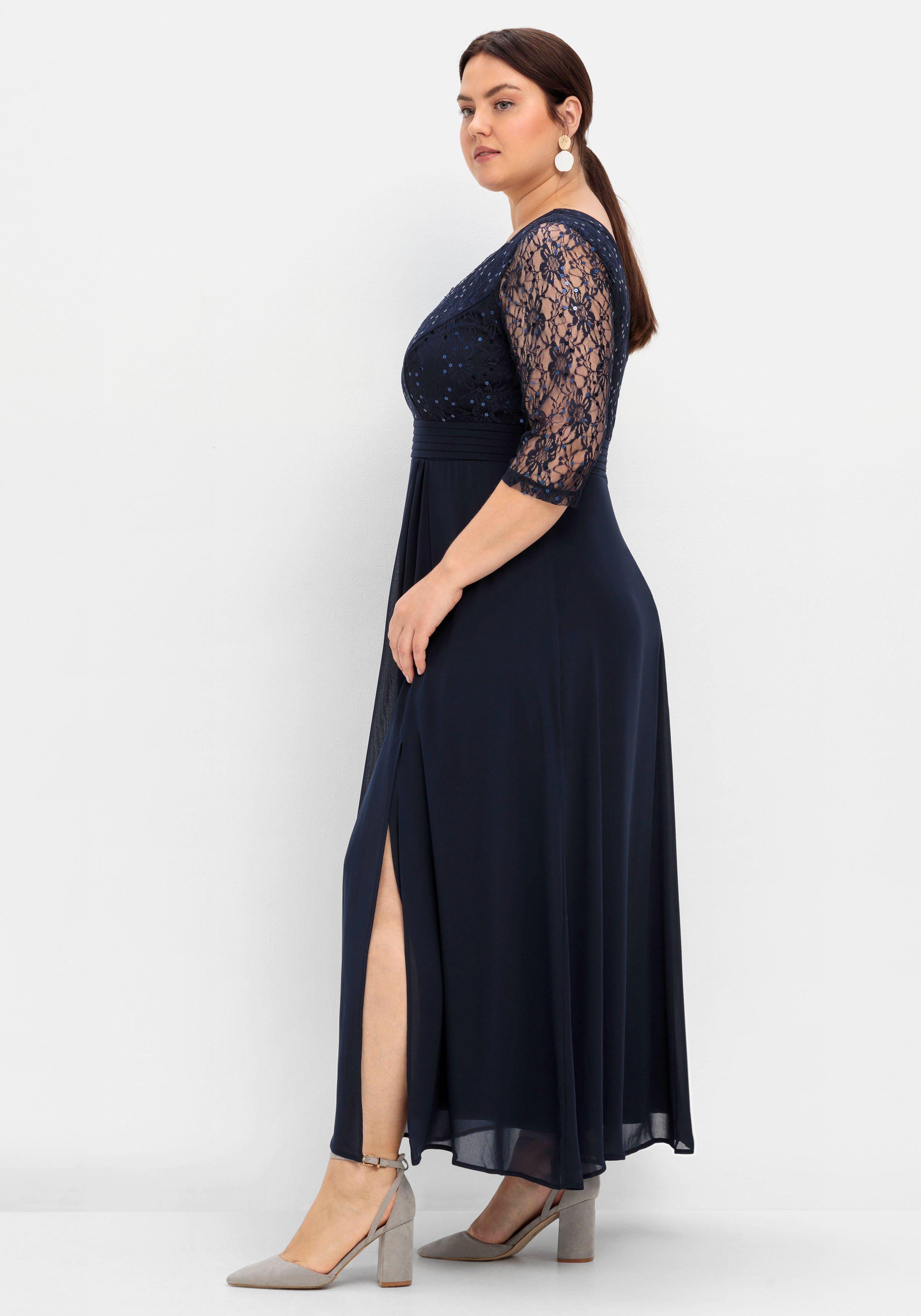 Abendkleid mit floraler Spitze