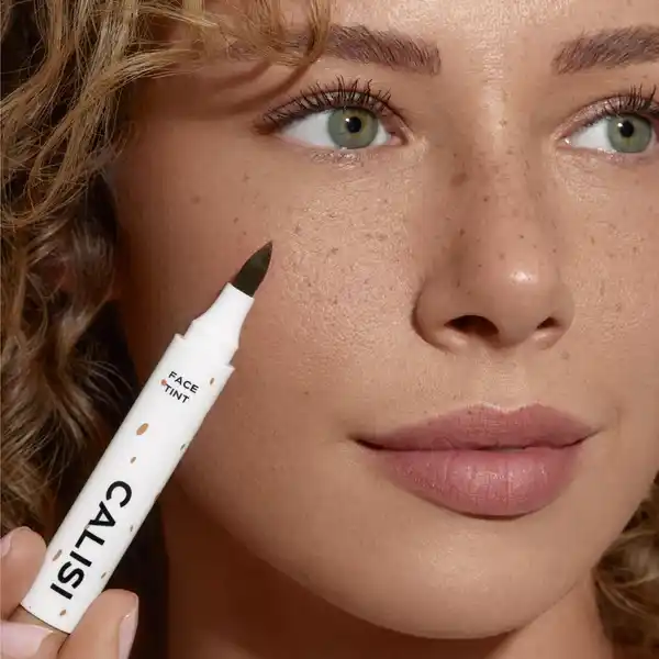 Face Tint Multi Freckle Pen Dark