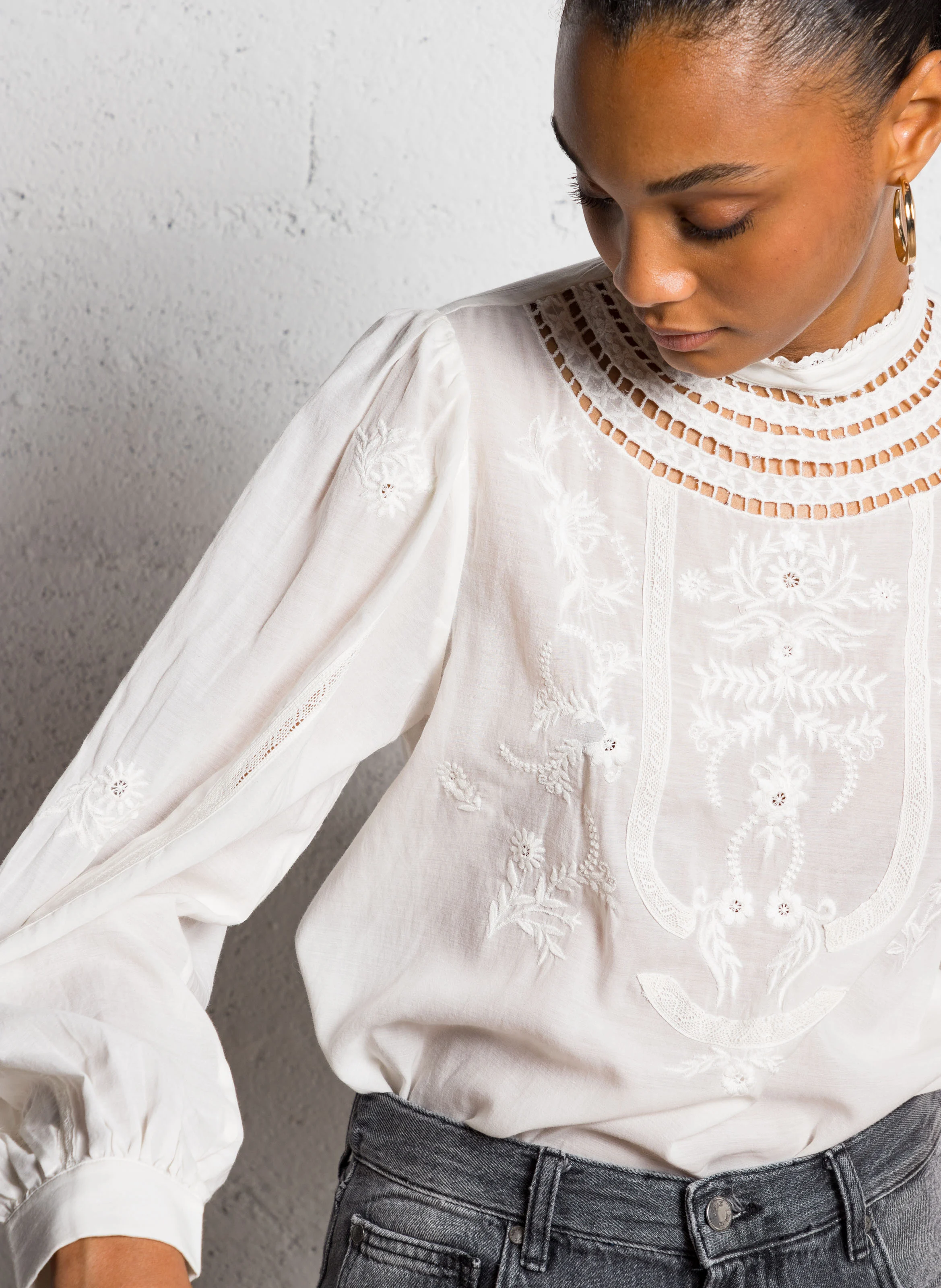 ETHAN - Blouse droite brodée en coton mélangée | Blanc