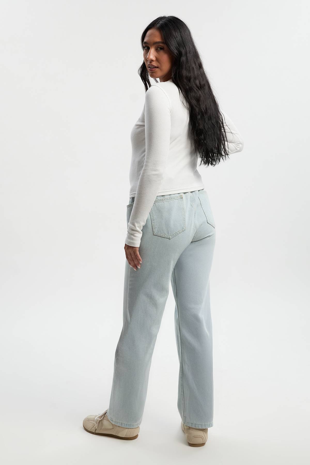 boohoo Jeans Boyfriend de Maternité au-dessus du Ventre