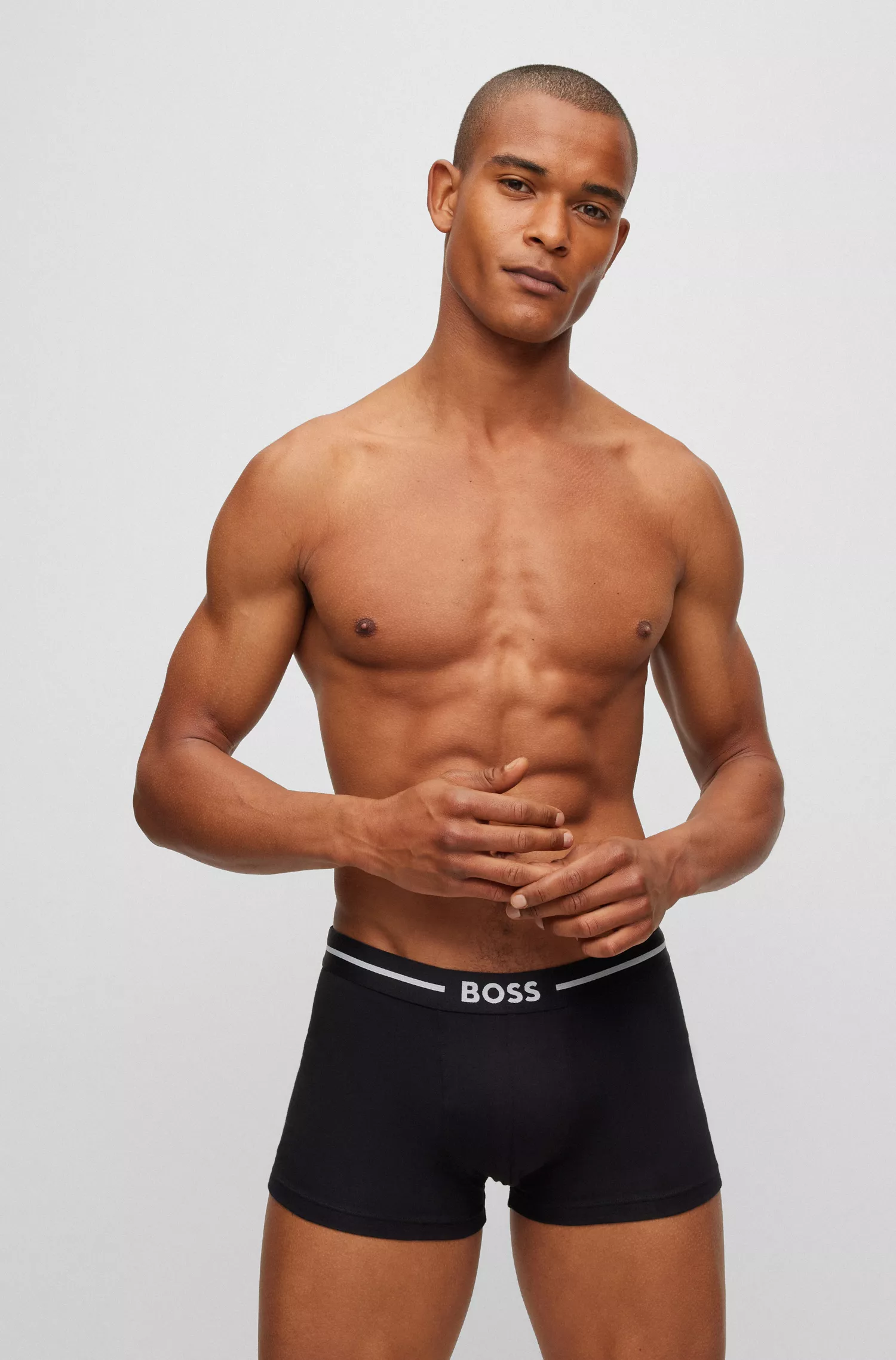BOSS Black - Pacote triplo de cuecas boxer com cós com logo, em algodão elástico.