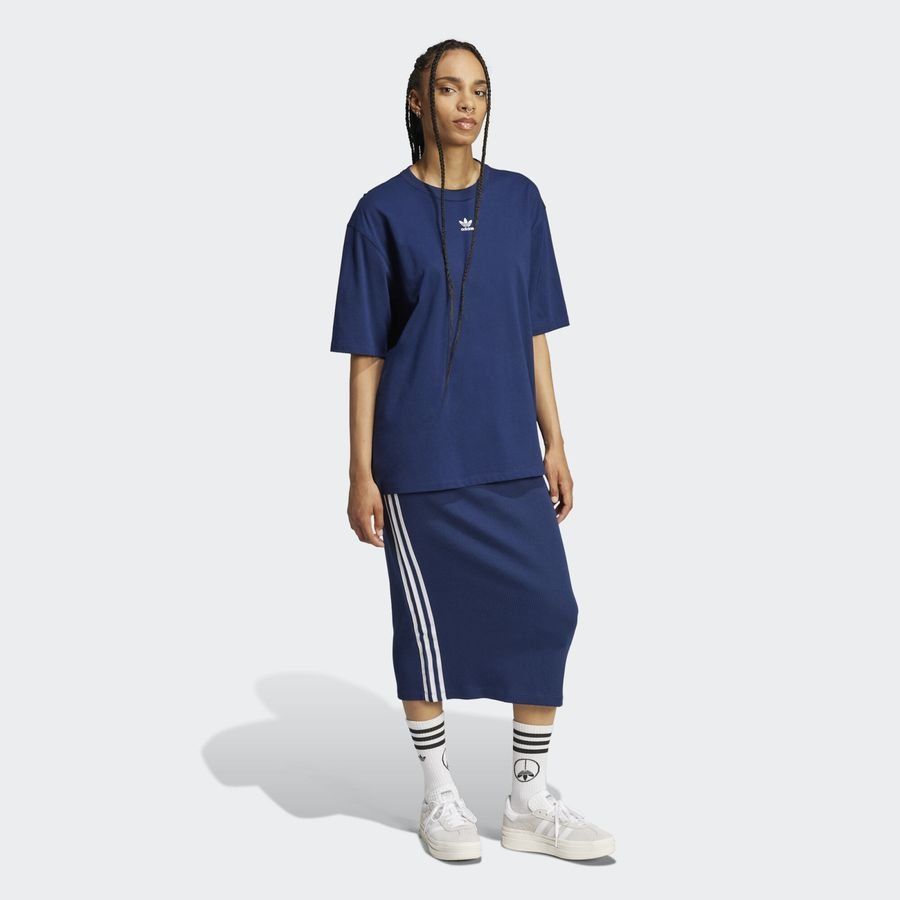 Adidas Original T-shirt Essentials Boyfriend