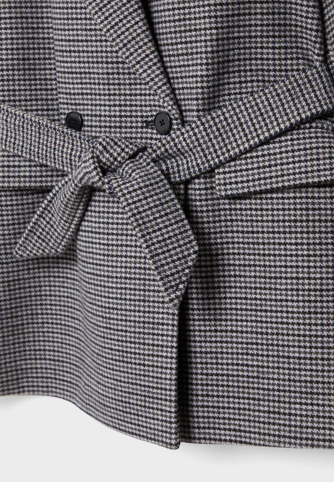 Blazer de tecido pesado com cinto