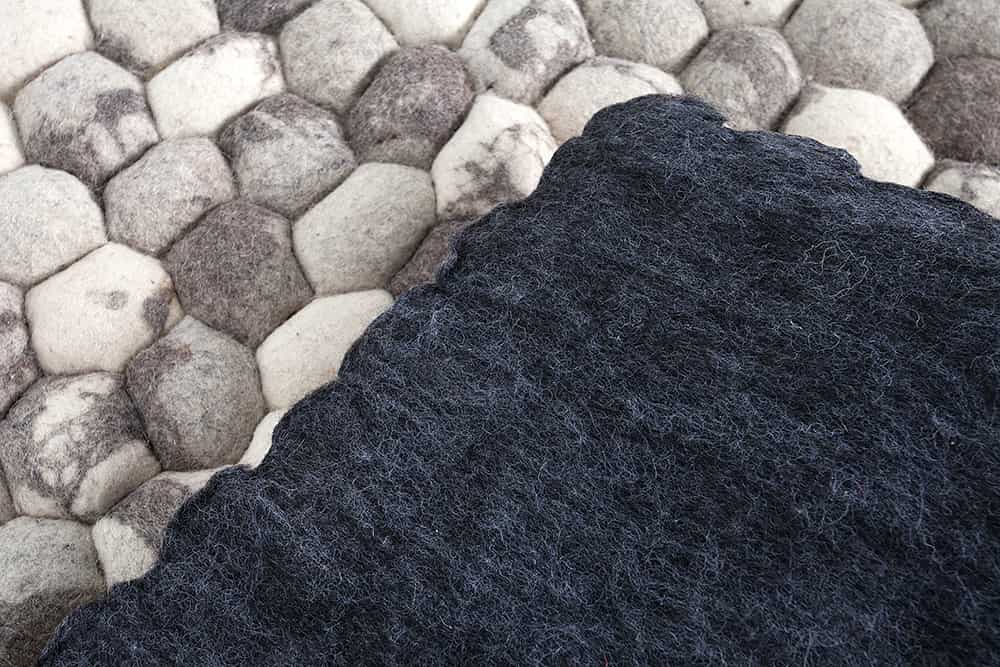 Handgewebter Schurwolle-Teppich ORGANIC LIVING 200x120cm grau Filz Steinoptik