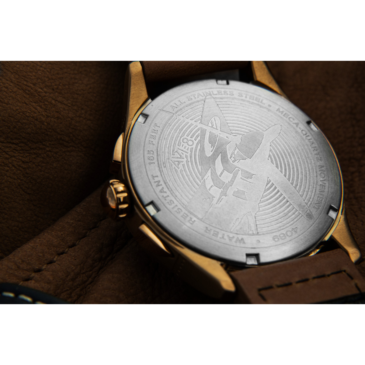 Montre AVI 8 Spitfire homme acier doré bracelet cuir caramel