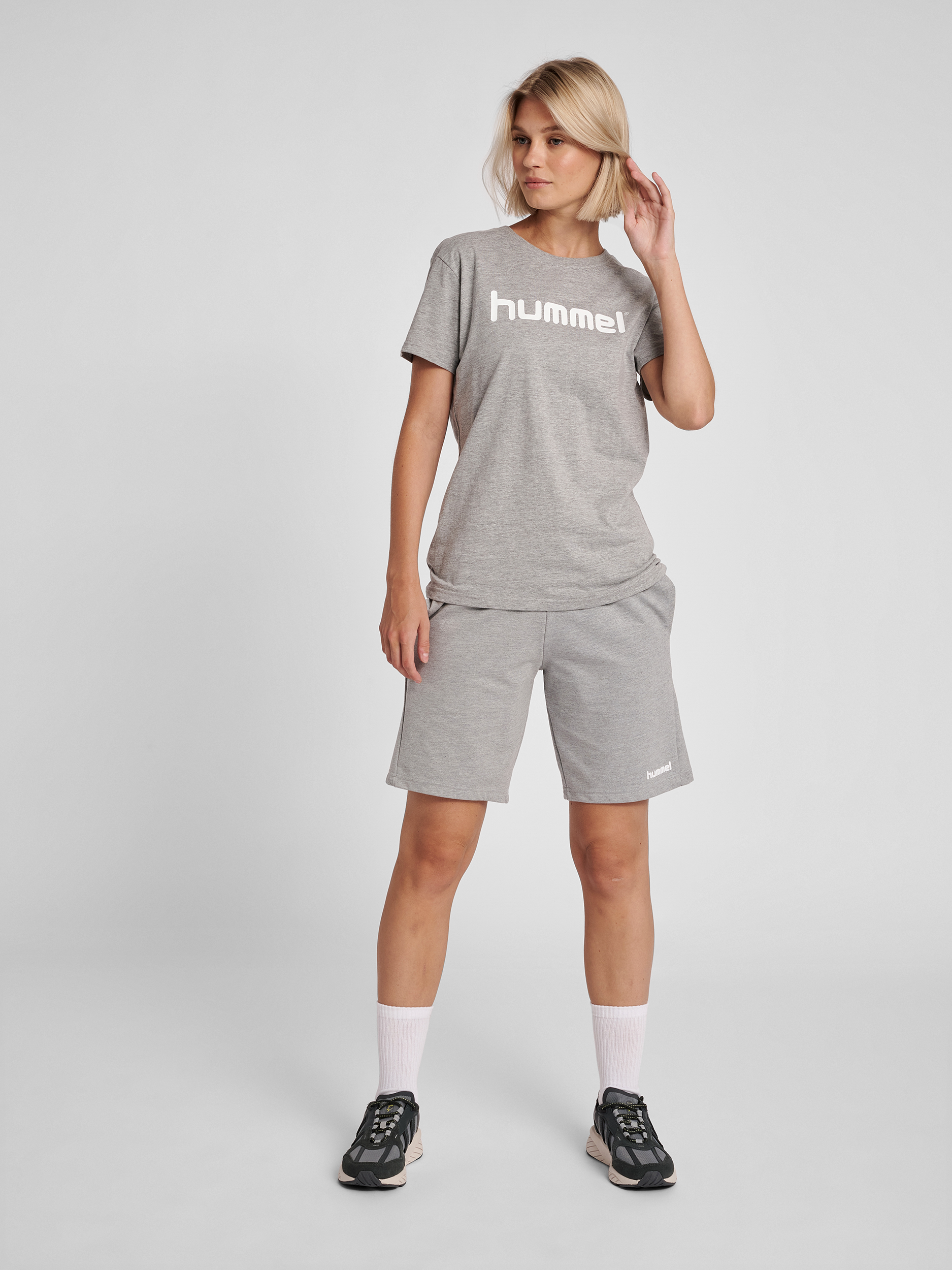 HUMMEL GO COTTON BERMUDA SHORTS WOMAN