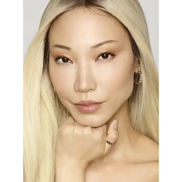 True Match Radiant Serum Concealer 5D Medium