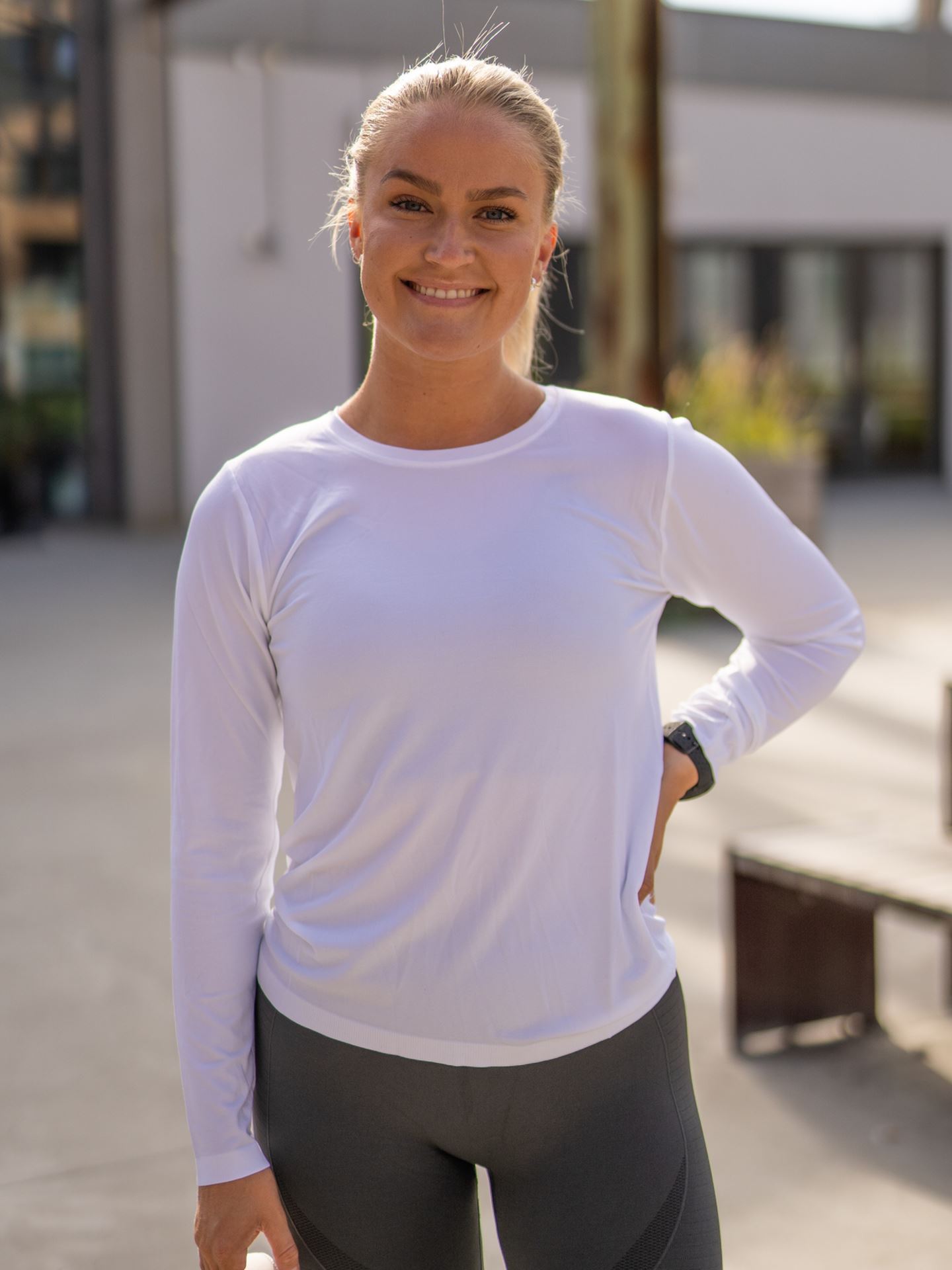 Julee Loose Fit Seamless Long Sleeve