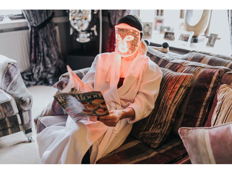 Rio Antiaging-Gerät LED Gesichtsmaske Verjüngungsbehandlung für das gesamte Gesicht