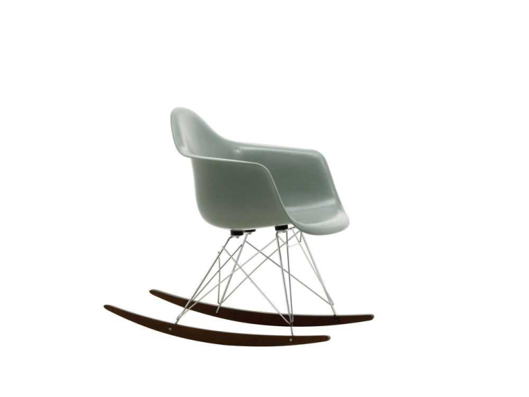 Vitra Eames RAR Fiberglass schommelstoel esdoorn donker, parchment