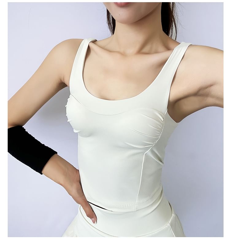 Engiko - Sport tanktop met ronde hals en padding