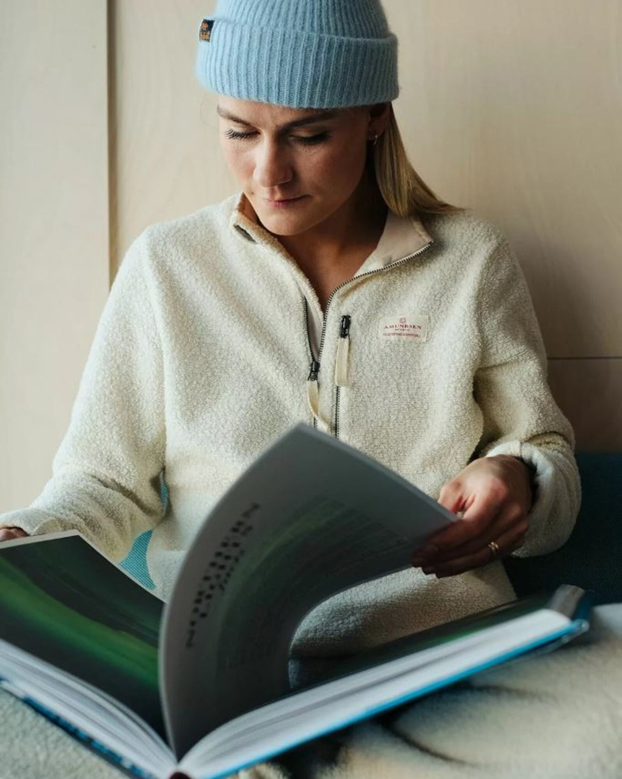 Amundsen<br>Hut Half Zip Womens