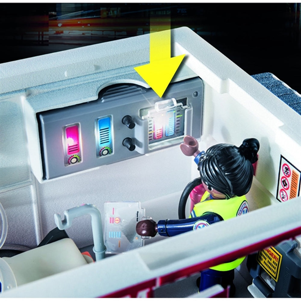 Køb Playmobil® City Action - Redningskøretøj: Amerikansk Ambulance