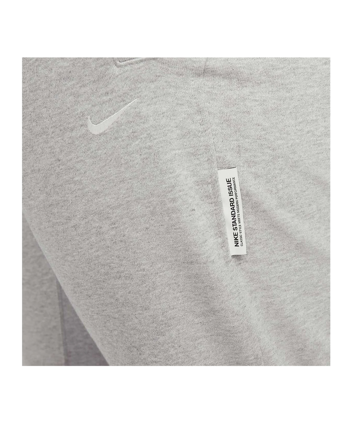 Nike Standard Issue Jogginghose Grau F063
