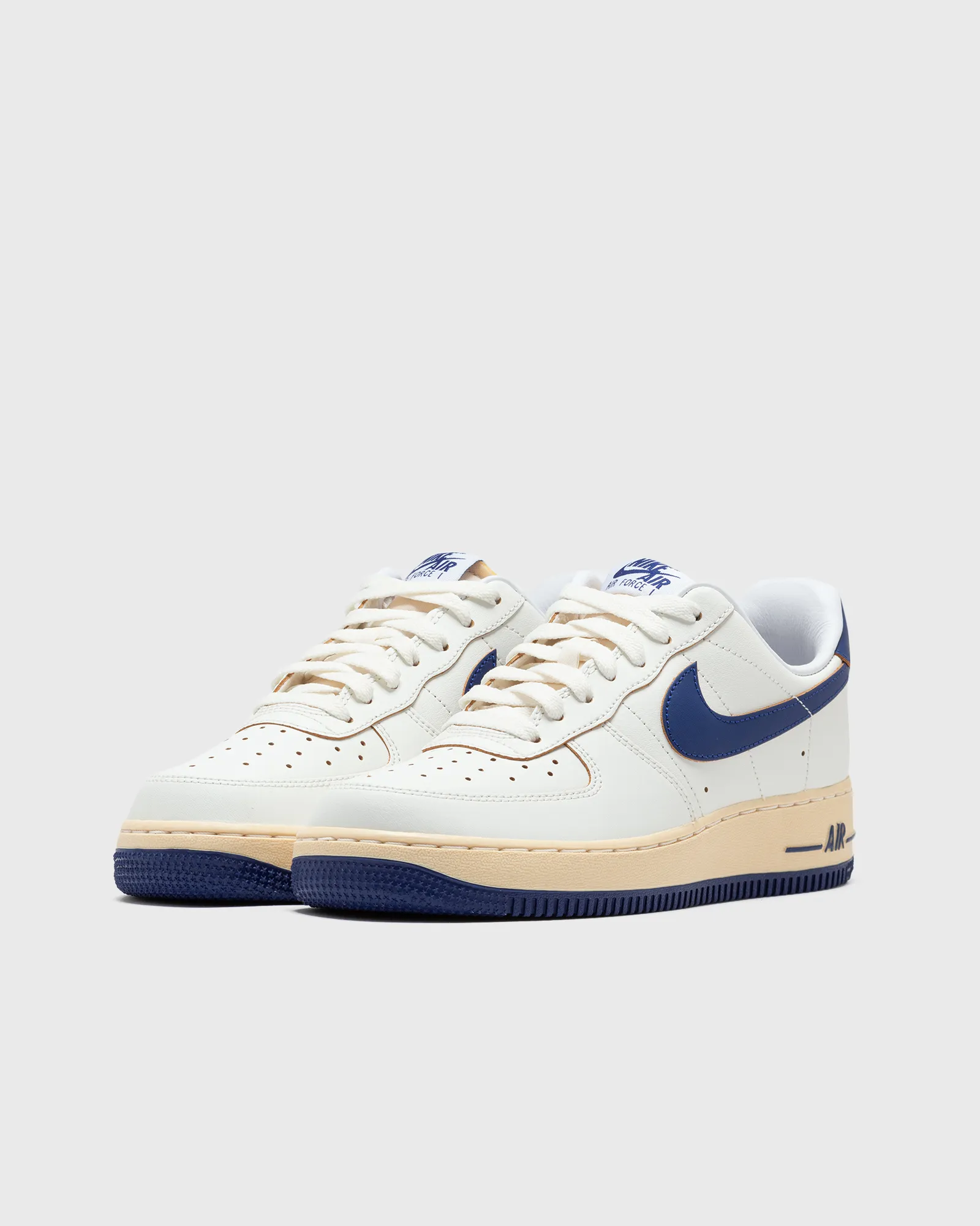 Nike WMNS AIR FORCE 1 '07