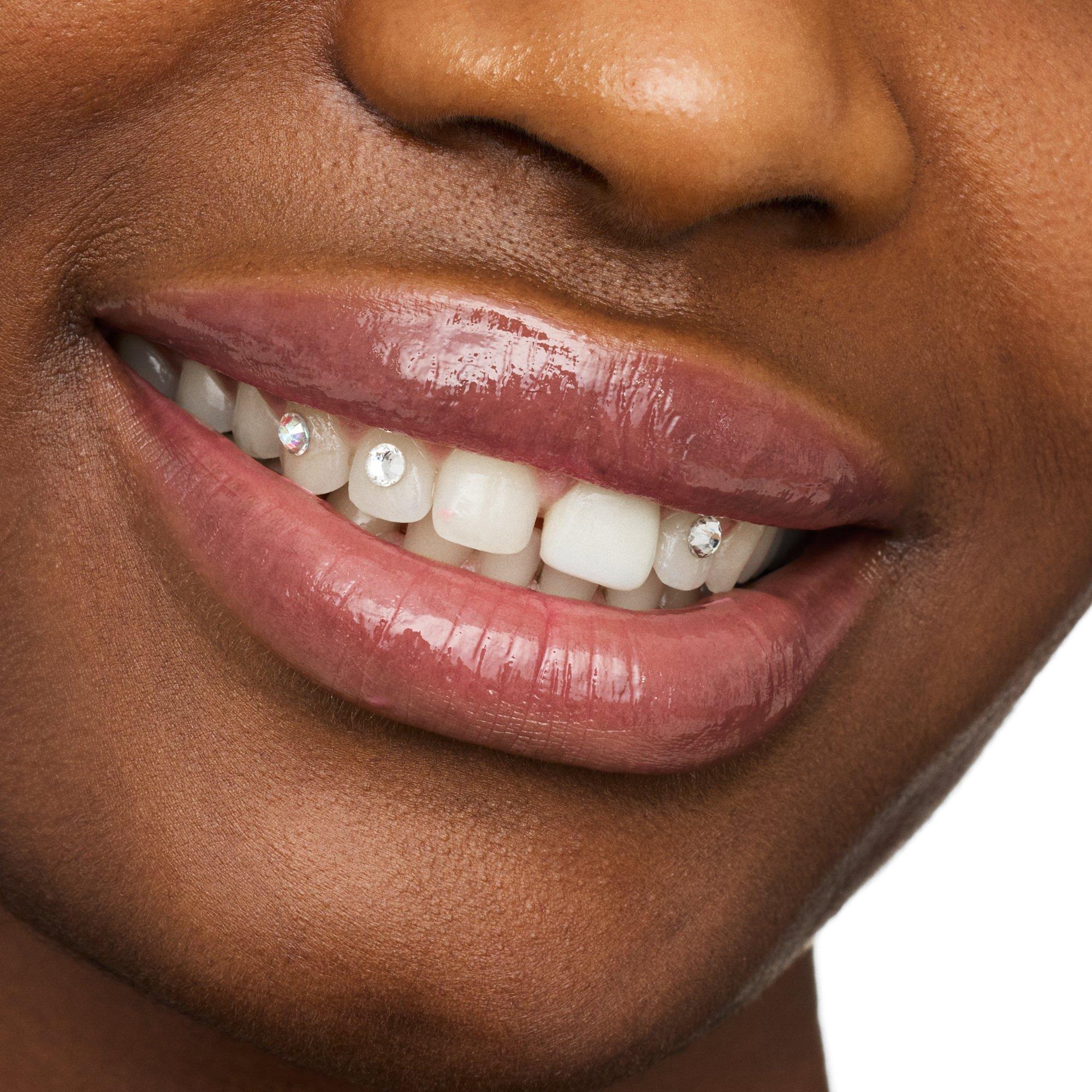the super peptide glossy lip treatment