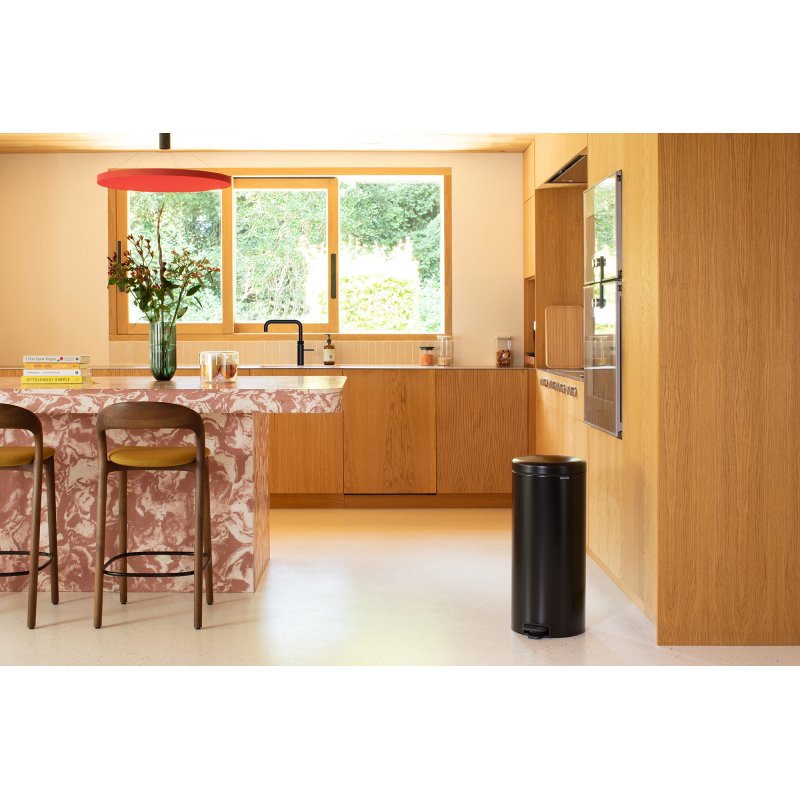 Poubelle 30 litres ronde à pédale Brabantia NewIcon