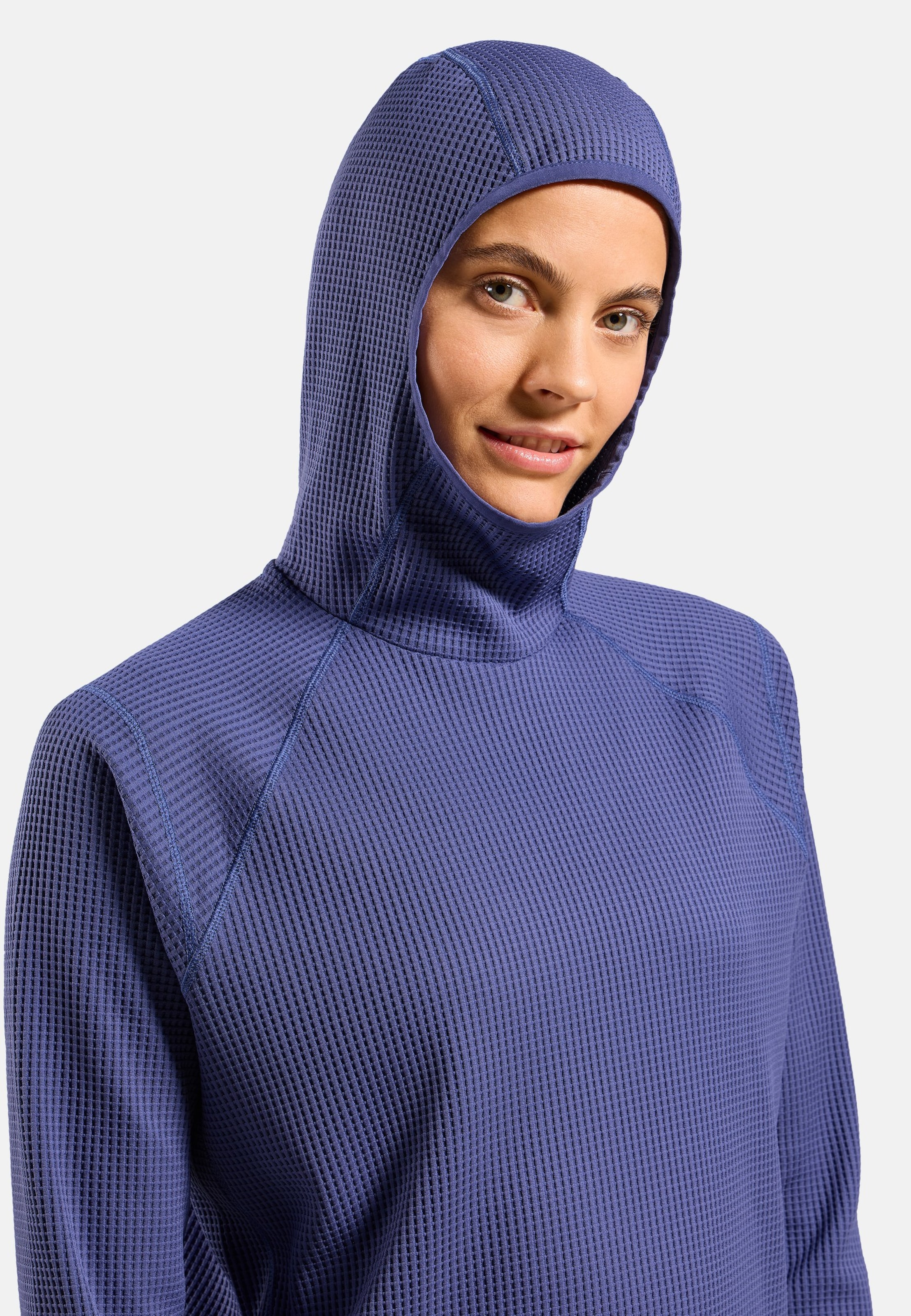 Cubic Multisport Mid Layer mit Kapuze in Skipper Blue