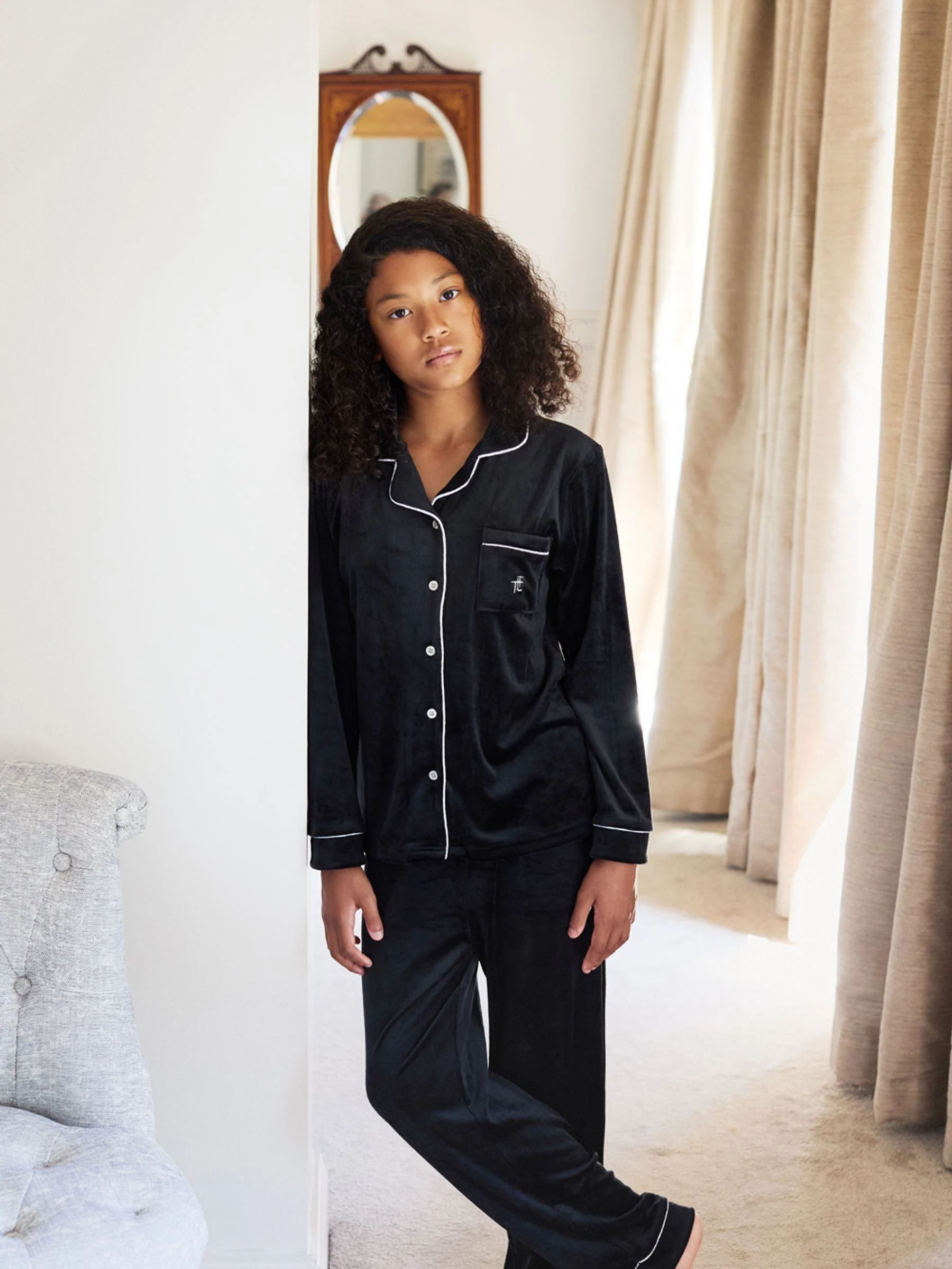 Zwart - The Little Tailor Satijnen Kinder Kerstmis Pyjama's met Knoopsluiting