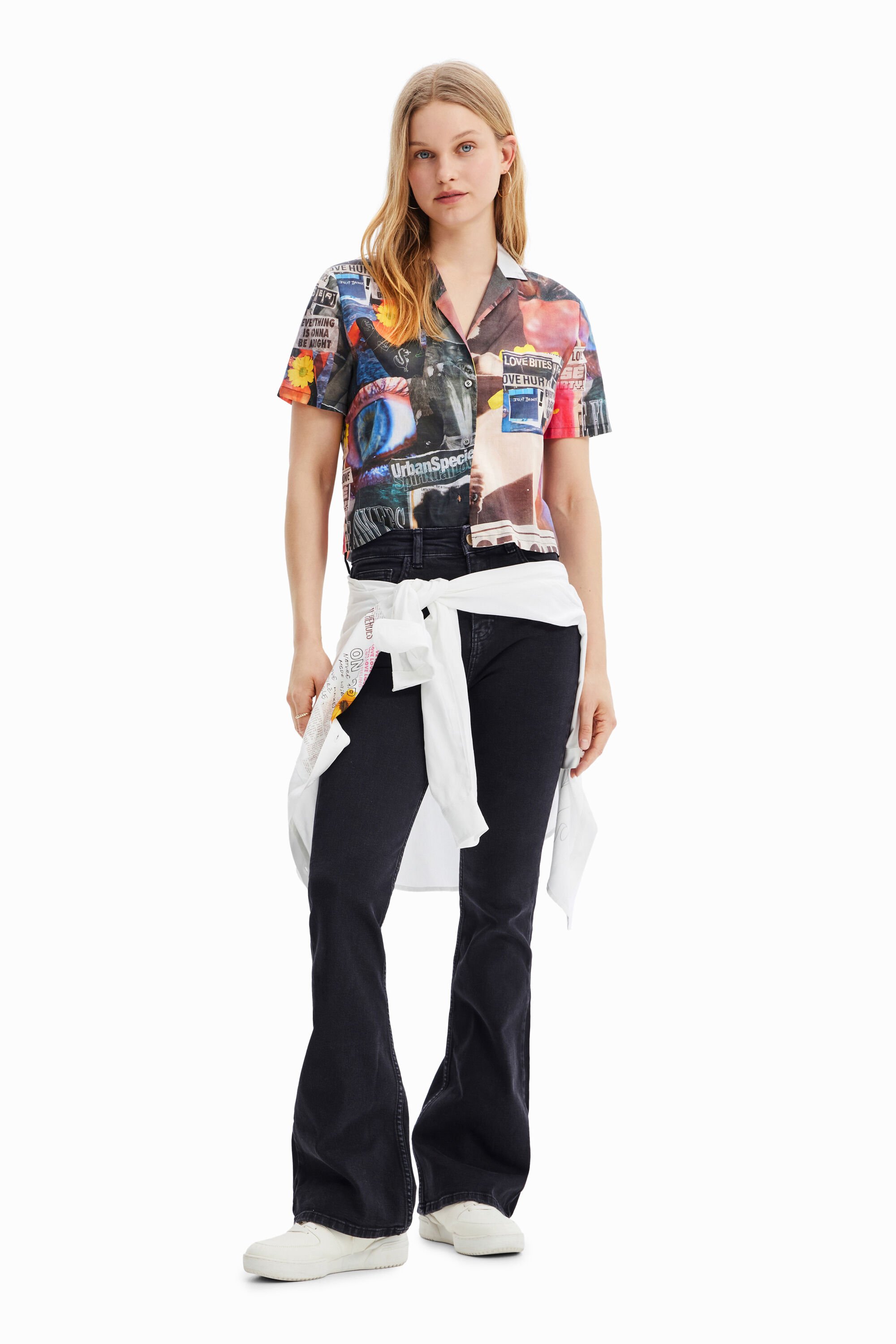 Chemise courte resort journaux