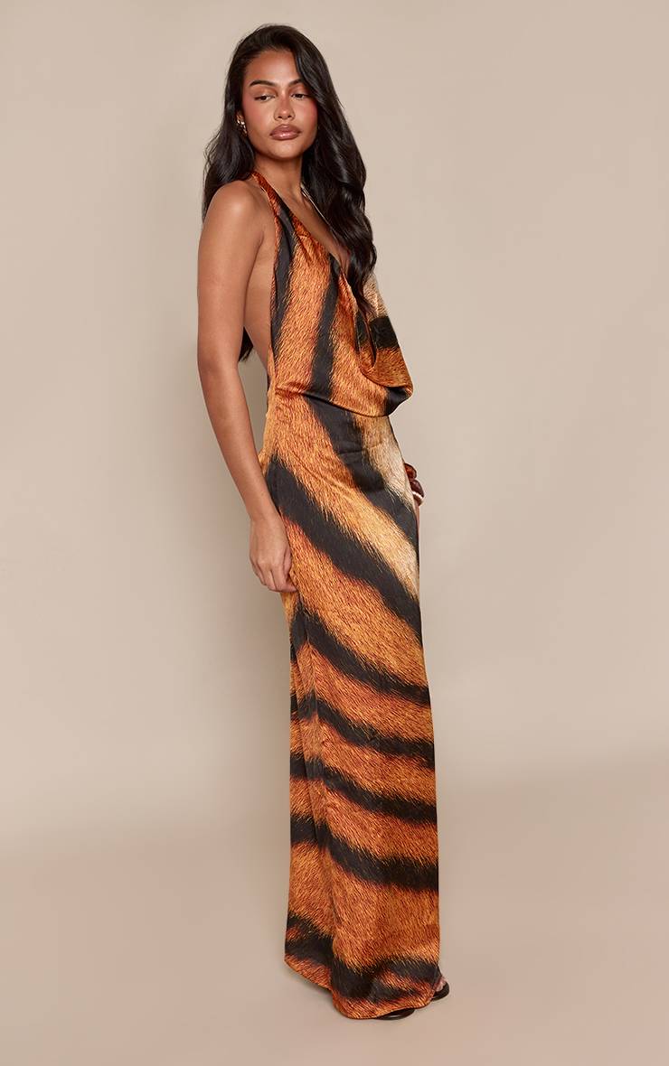 Orange Robe Maxi Dos Nu À Col Bénitier Profond En Satin Imprimé Animal