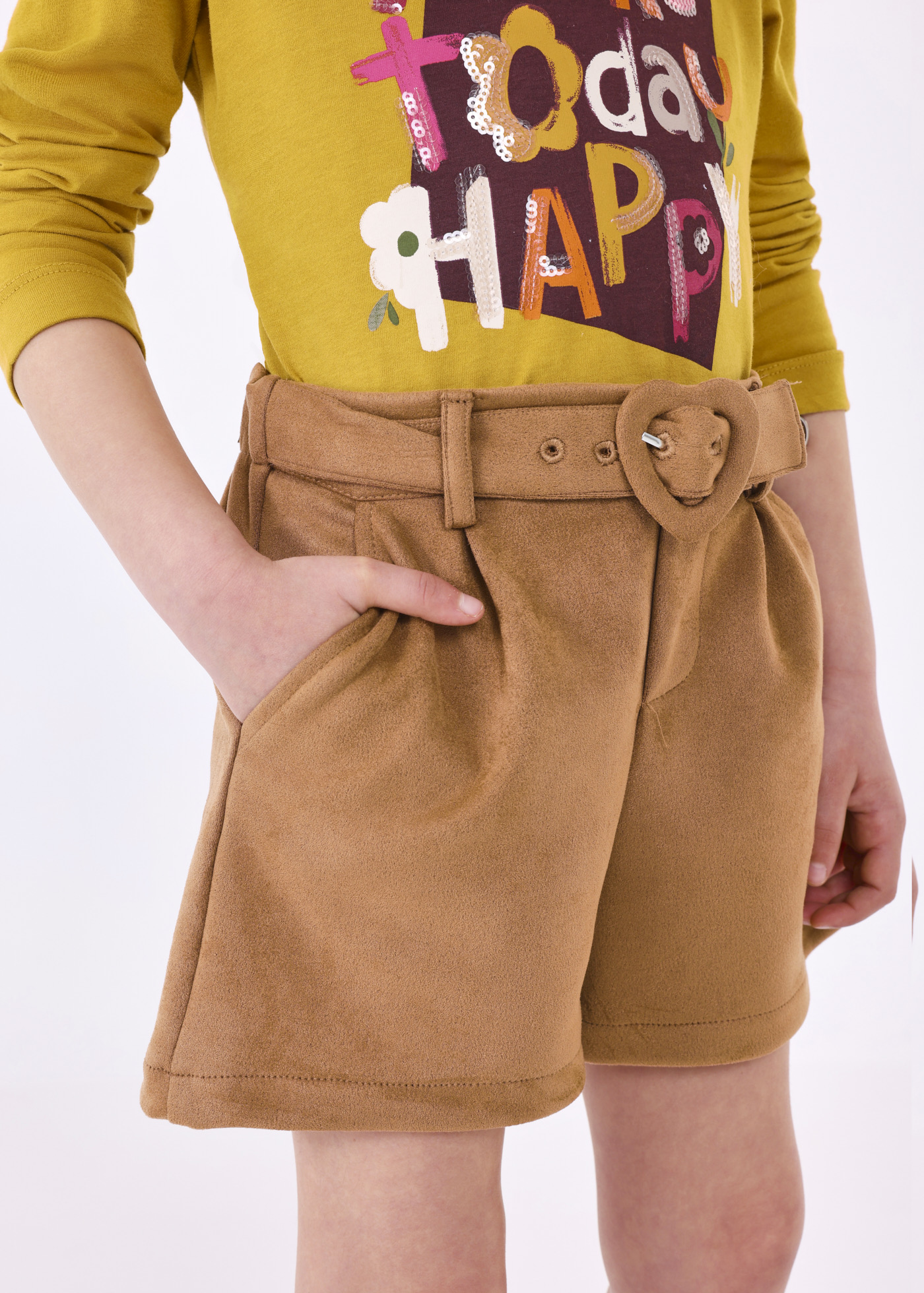 shorts de camurça para meninas