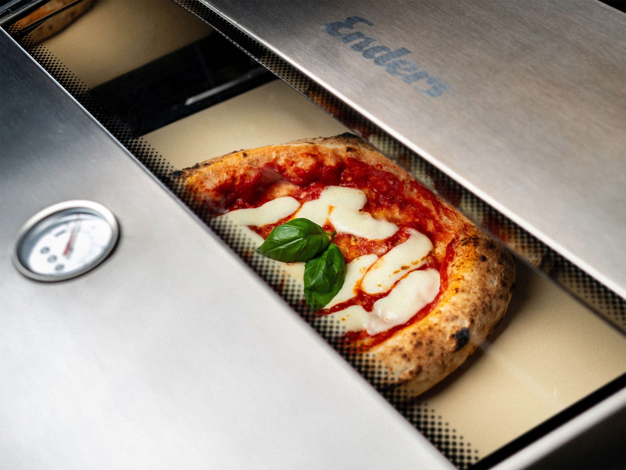Enders Pizzacover Turbo für 3-/4-Brenner Monroe Pro und Colorado mit Backburner