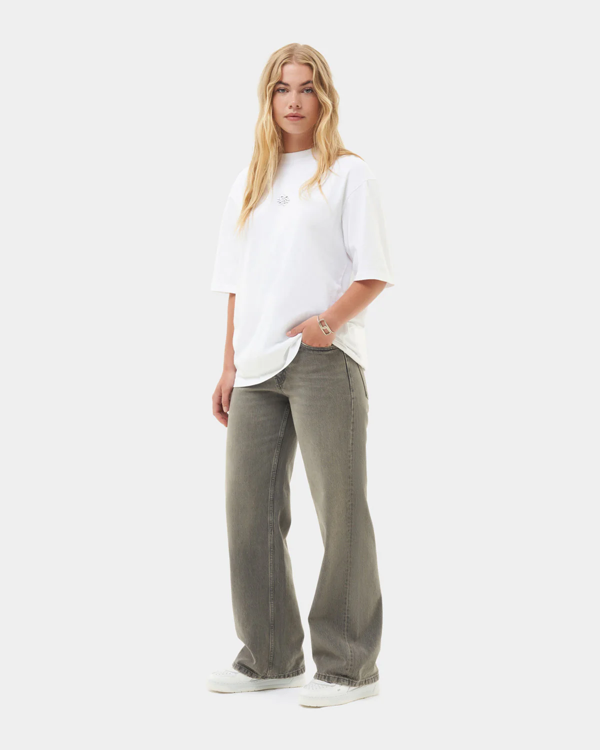 T-shirt Boxy Embroidered White