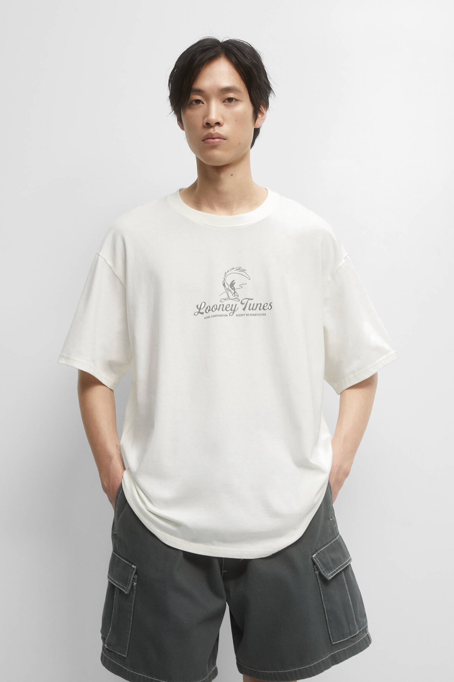 CAMISETA LOONEY TUNES - OFF WHITE