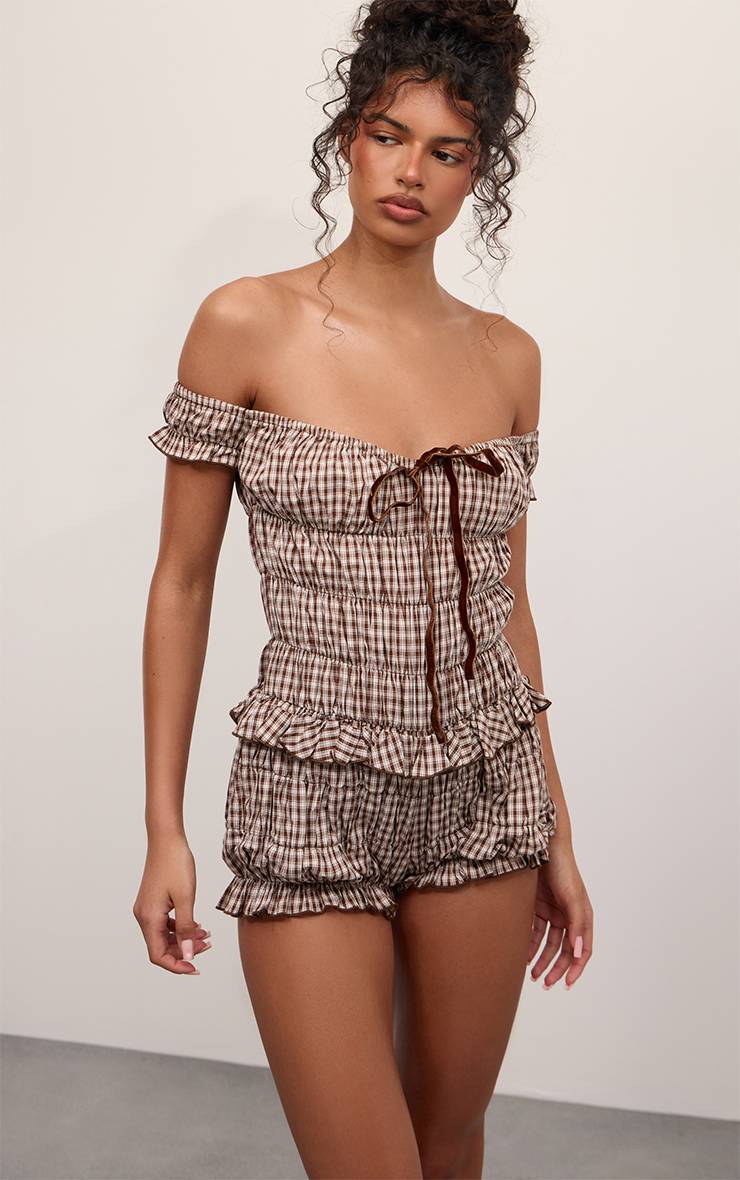 Chocolat Combi-short Vichy À Volants Et Épaules Dénudées