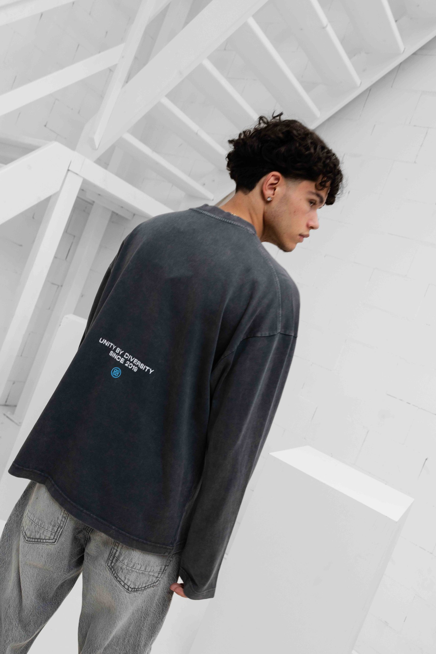 Equalité Elan Oversized Longsleeve Heren Donkergrijs