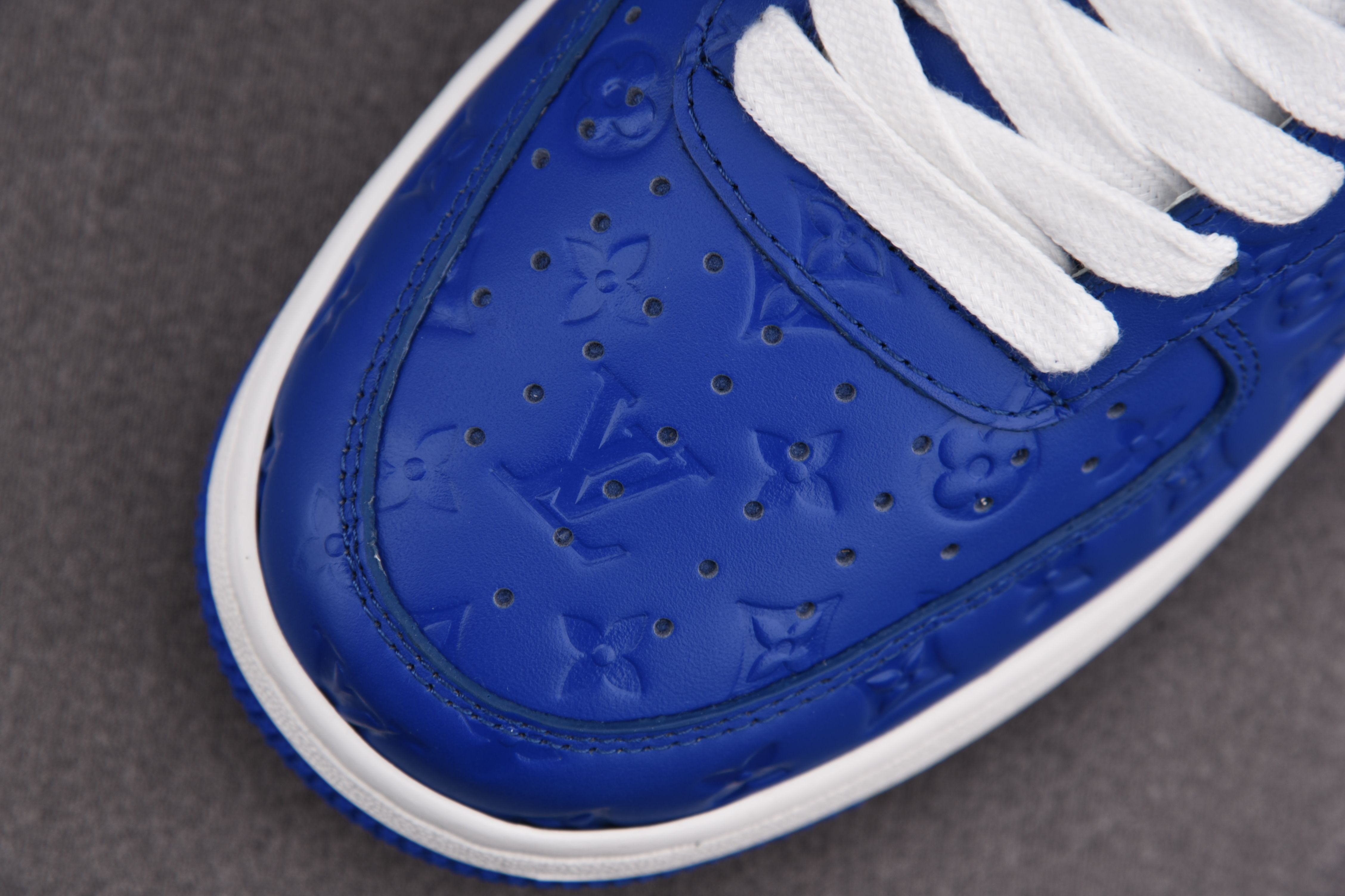 Nike Air Force 1 Low Louis Vuitton Royal Blue (Be careful about the size!!)