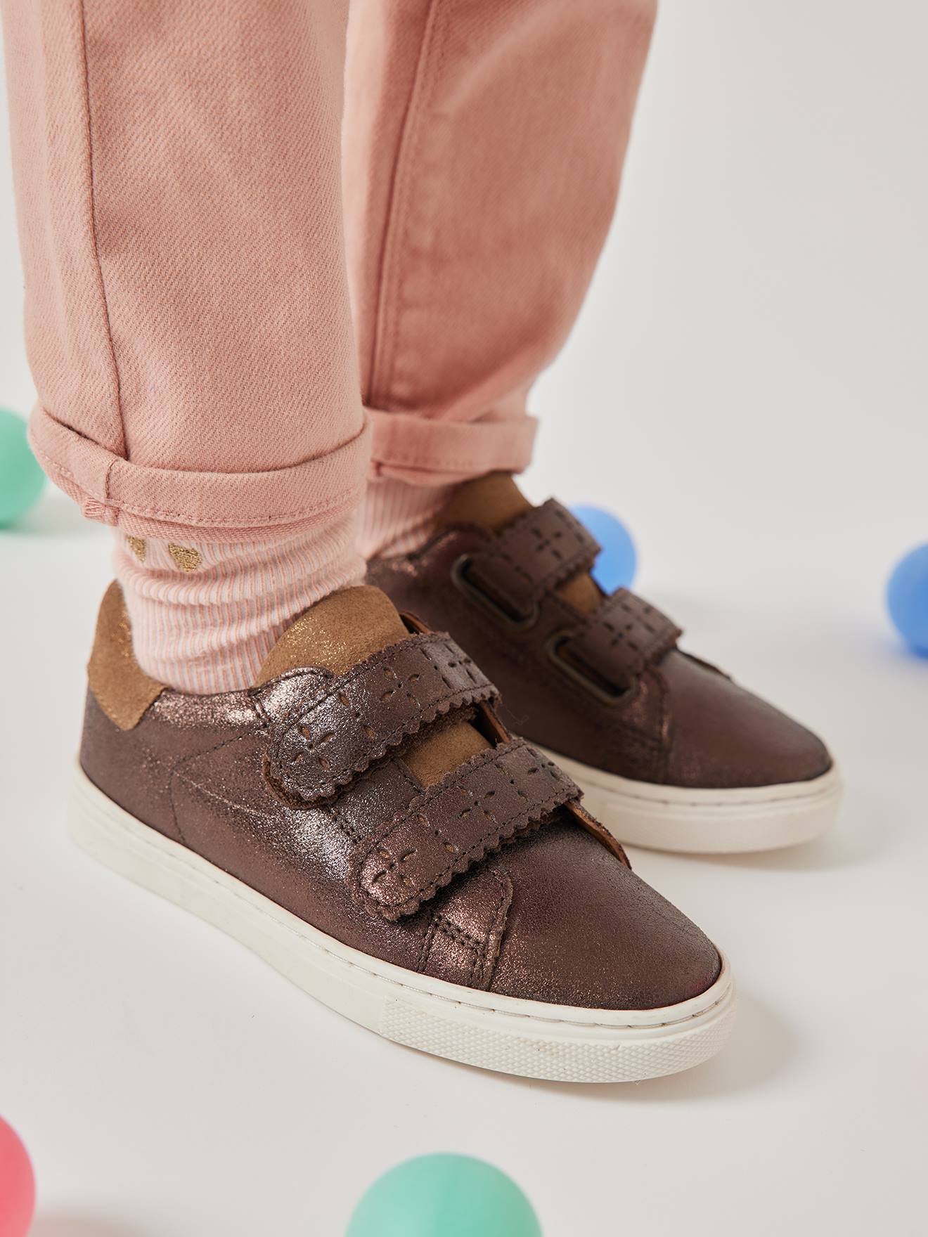 Tênis de couro com fecho de velcro para meninas, modelo especial Autonomia Light Metallic Yellow