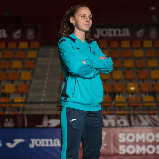 Jaqueta Joma Championship VI, turquesa fluorescente, azul marinho