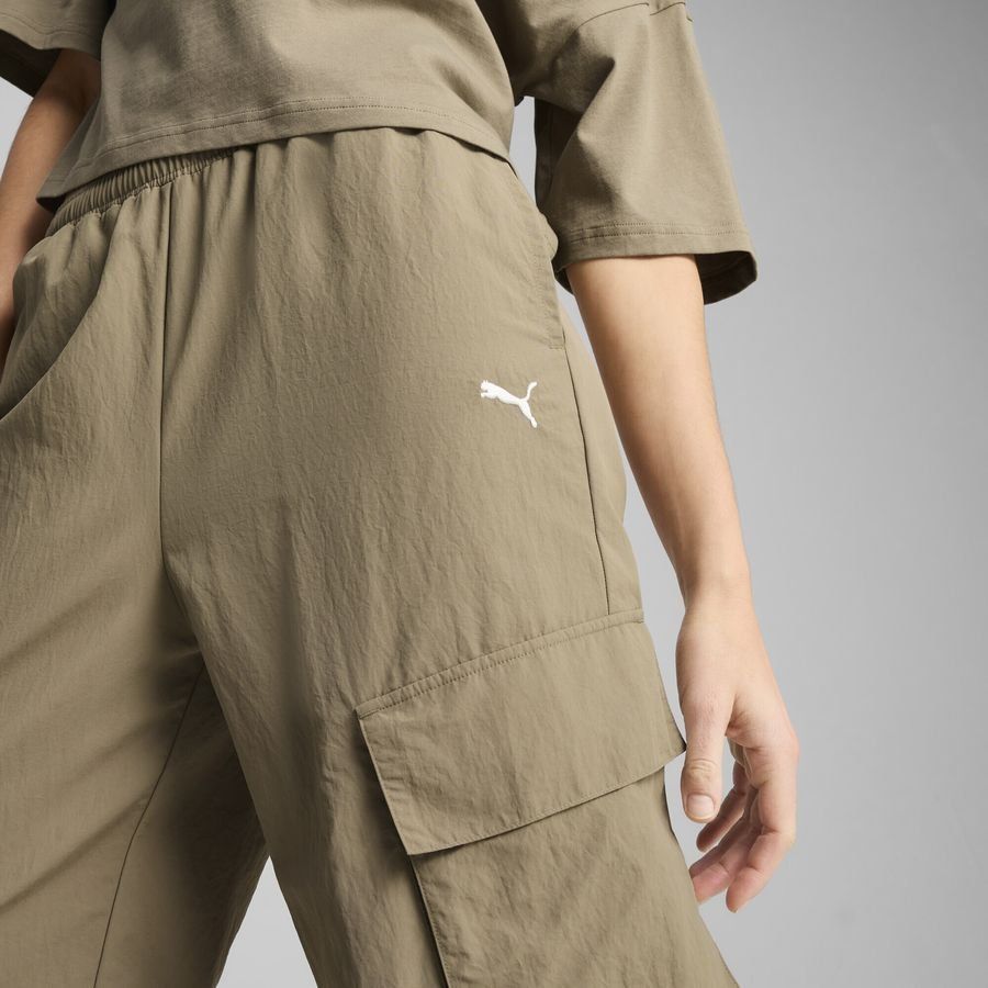 Puma WARDROBE ESS Cargohose in Relaxed Fit