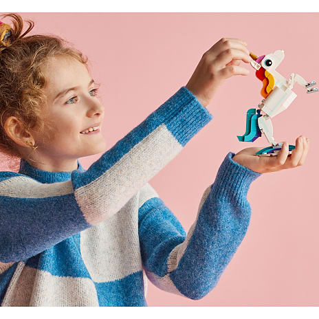 LEGO Creator 3-i-1 Magisk enhjørning 31140