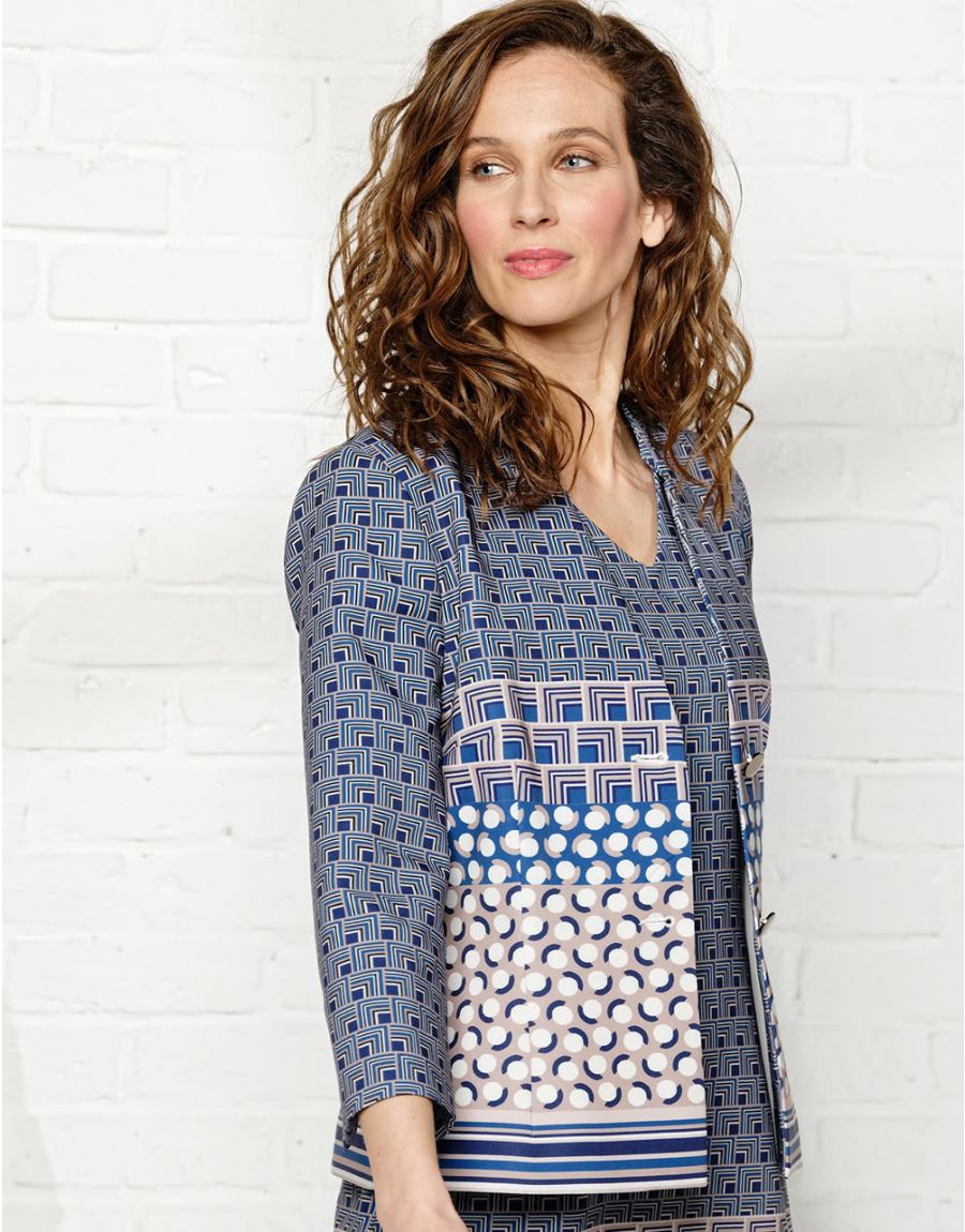 Veste bleue géométrique