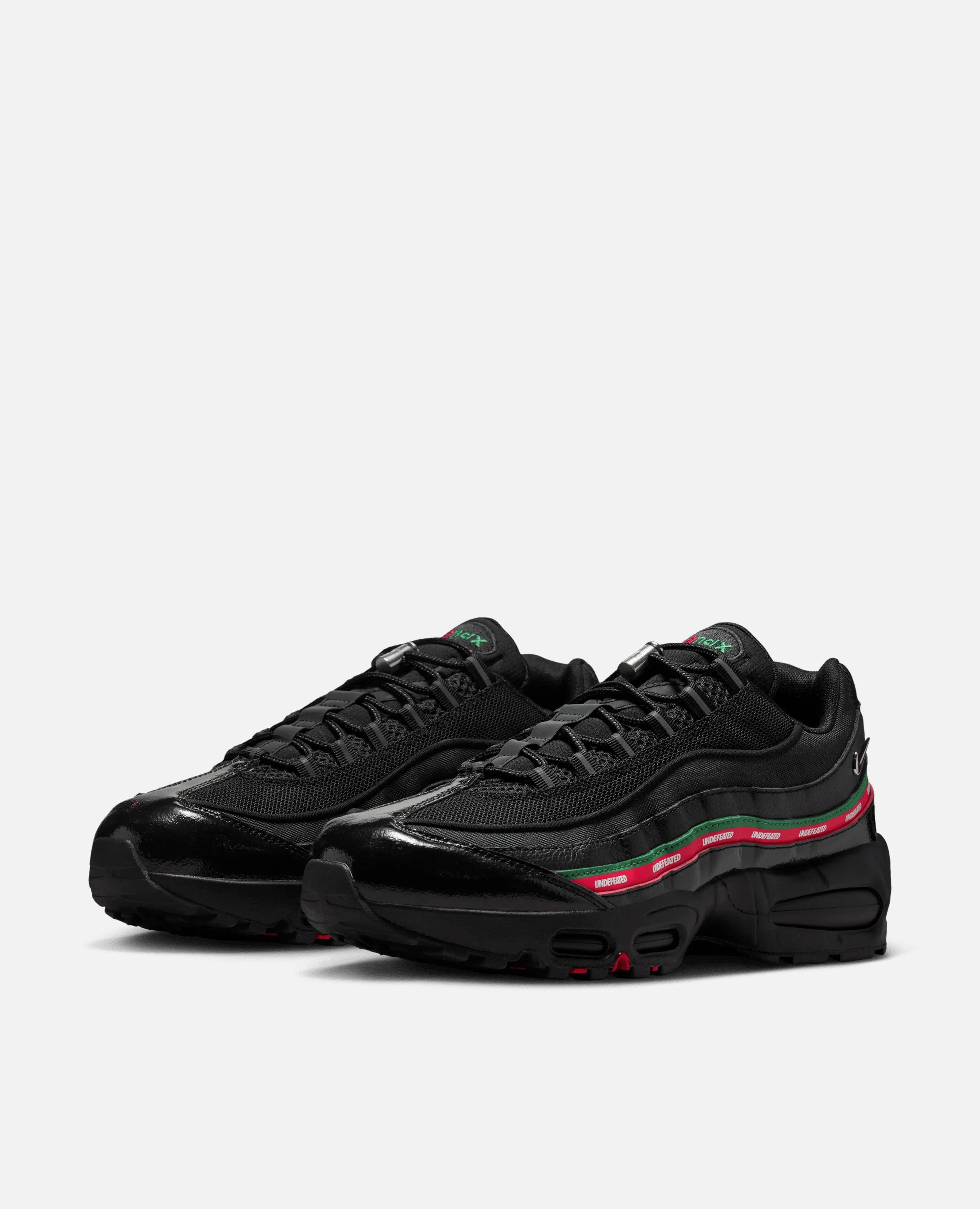 Nike Air Max 95 x Undefeated (Black/Metallic Silver-Gorge Green)