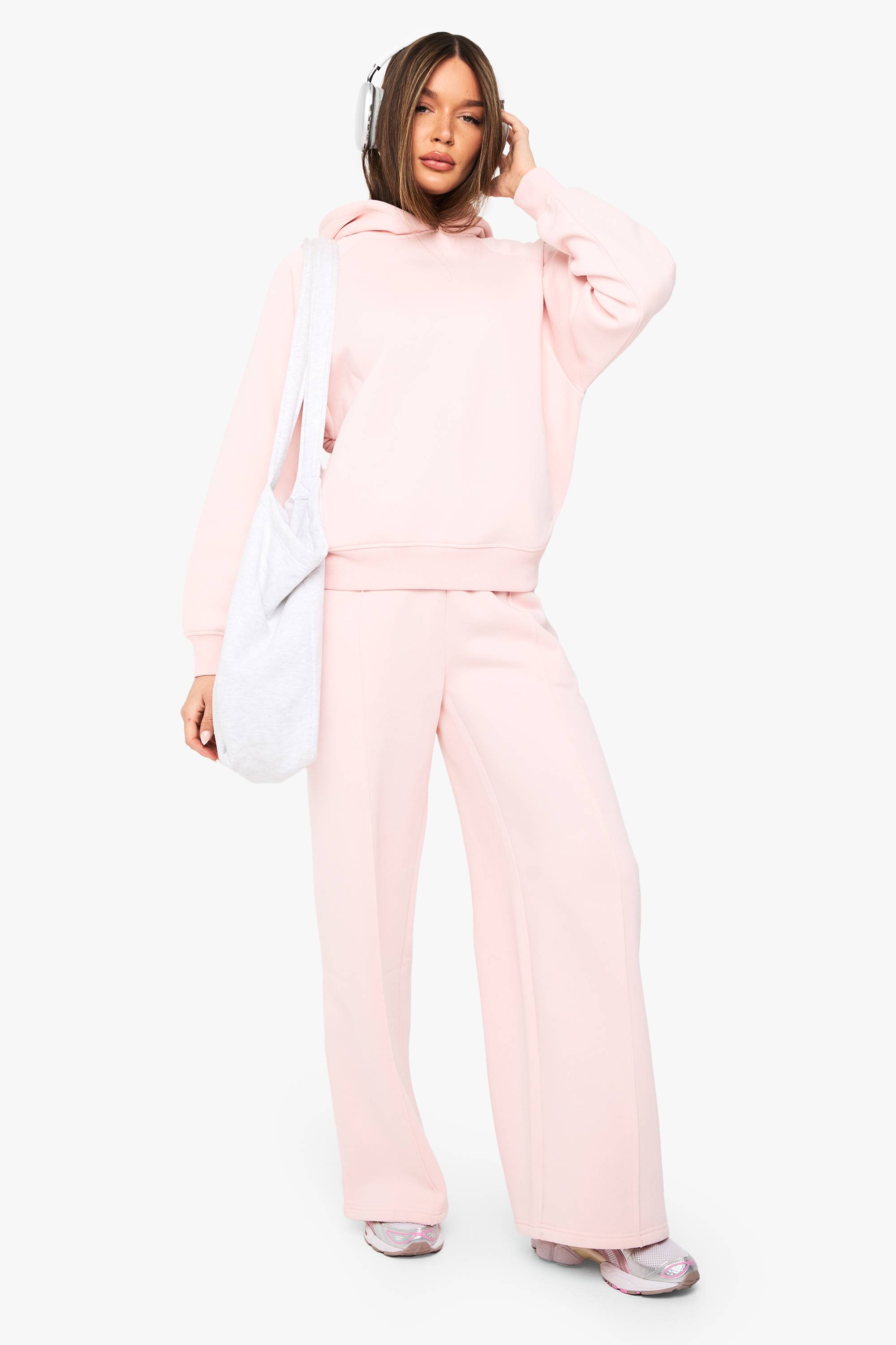 boohoo Sweat à capuche surdimensionné à coutures raglan