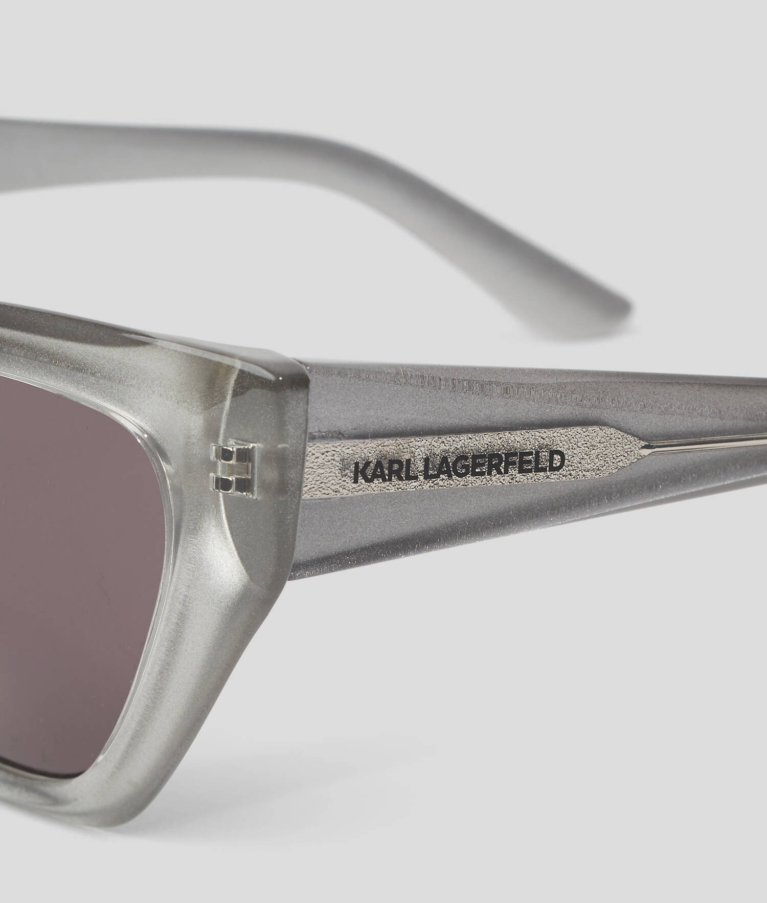 LUNETTES DE SOLEIL AVEC LOGO KARL