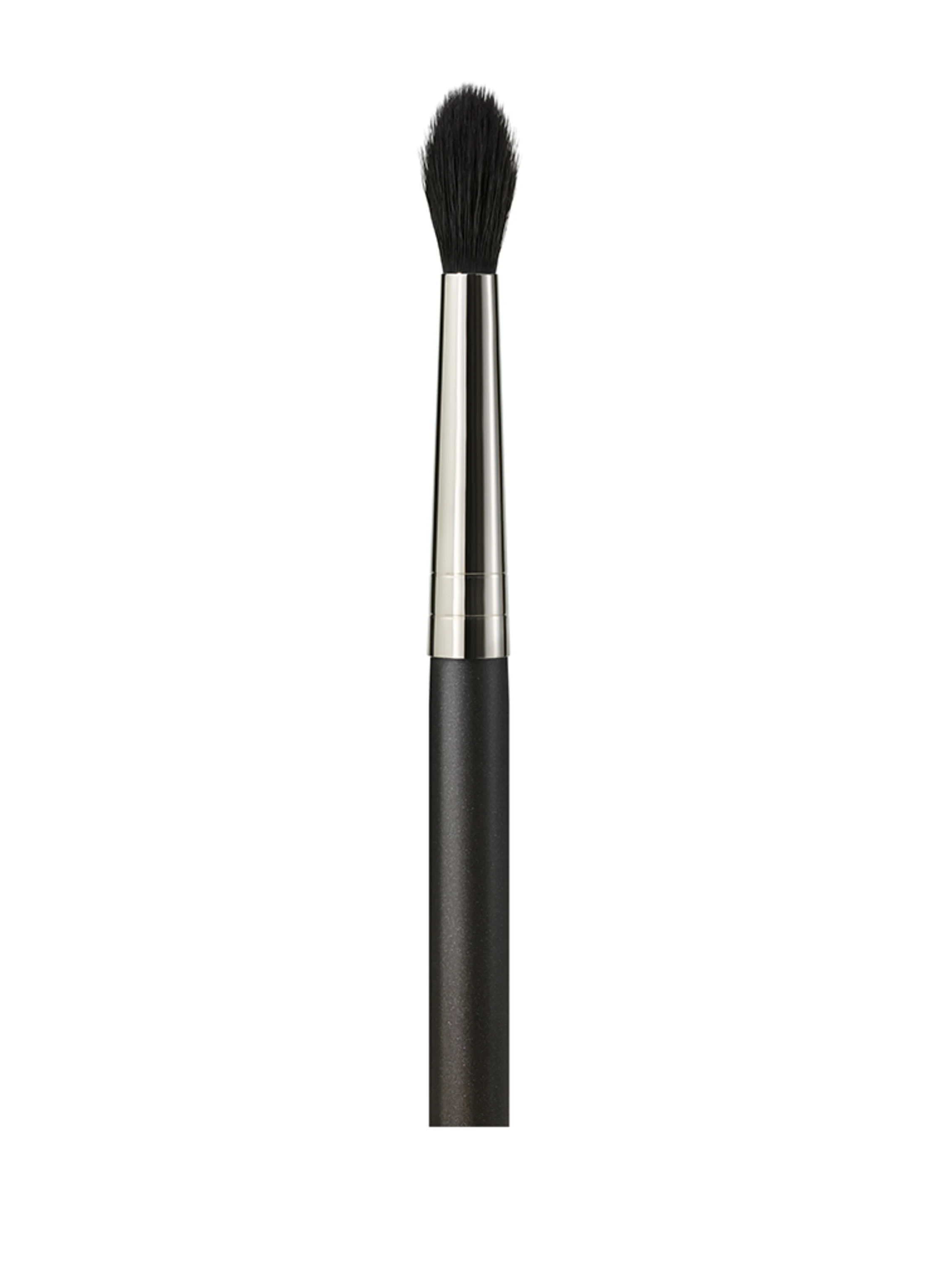 M.A.C 224S TAPERED BLENDING BRUSH