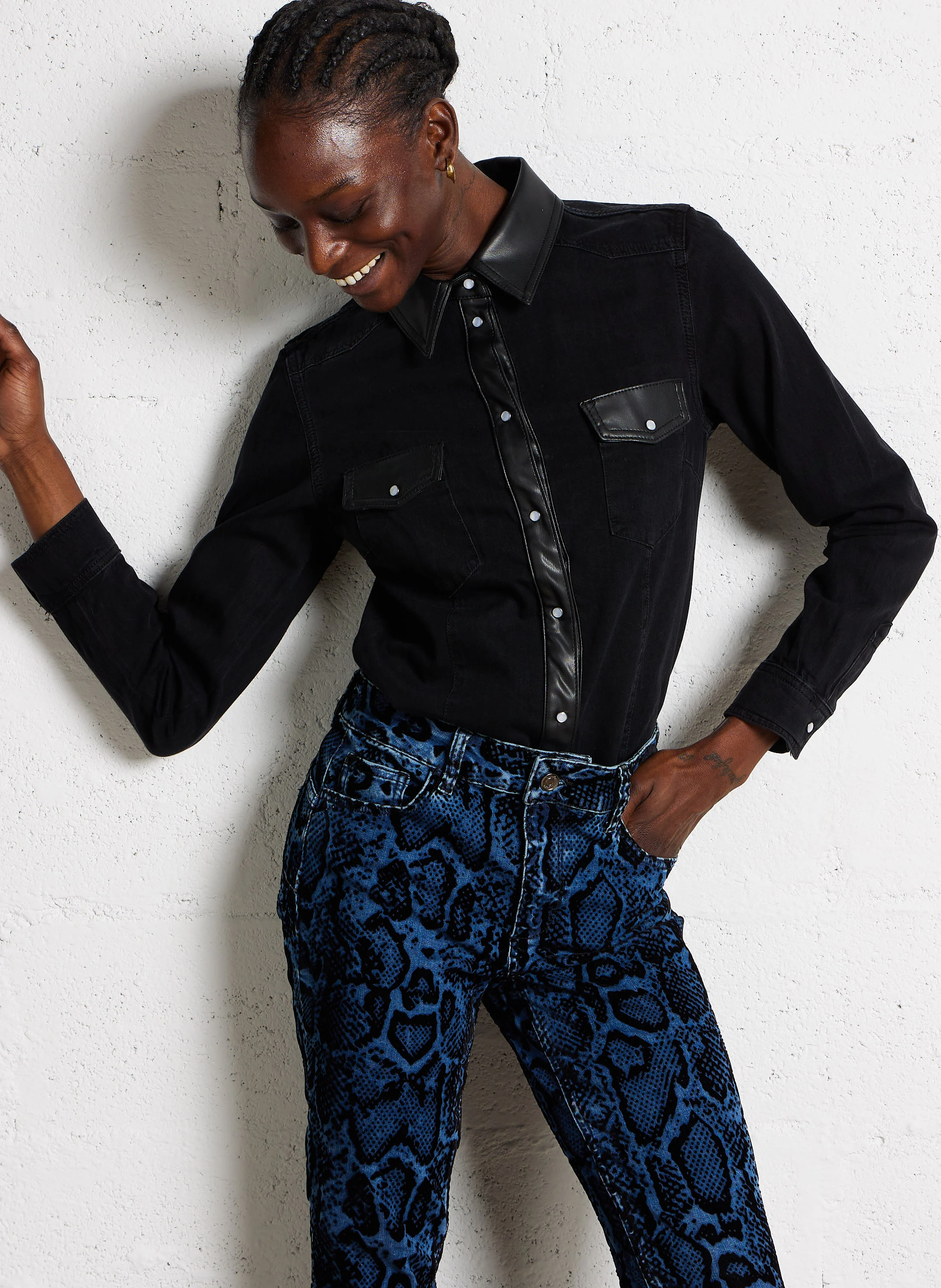 Chemise col classique droite en coton | Noir