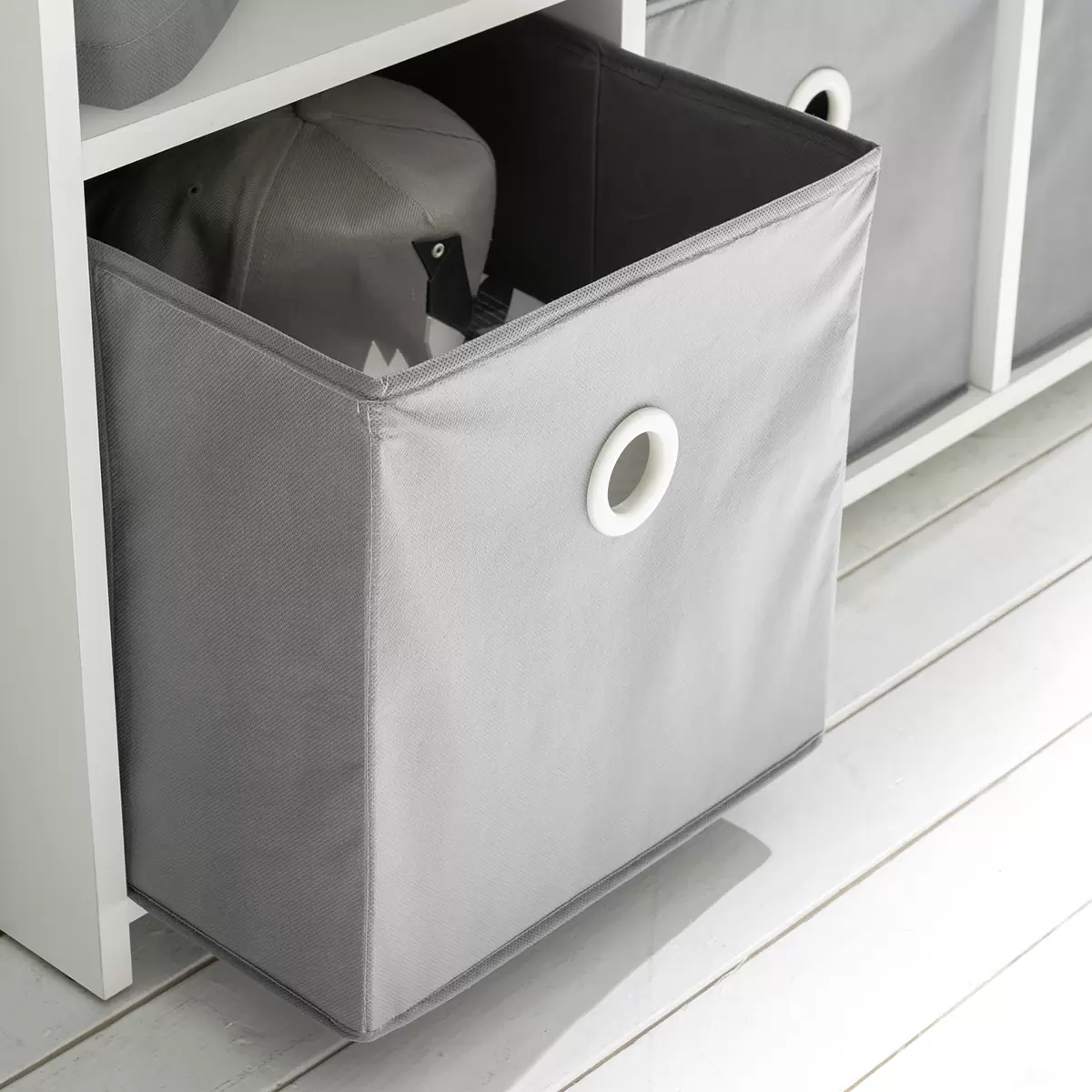 Kleiderschrank Jenins grau,weiss