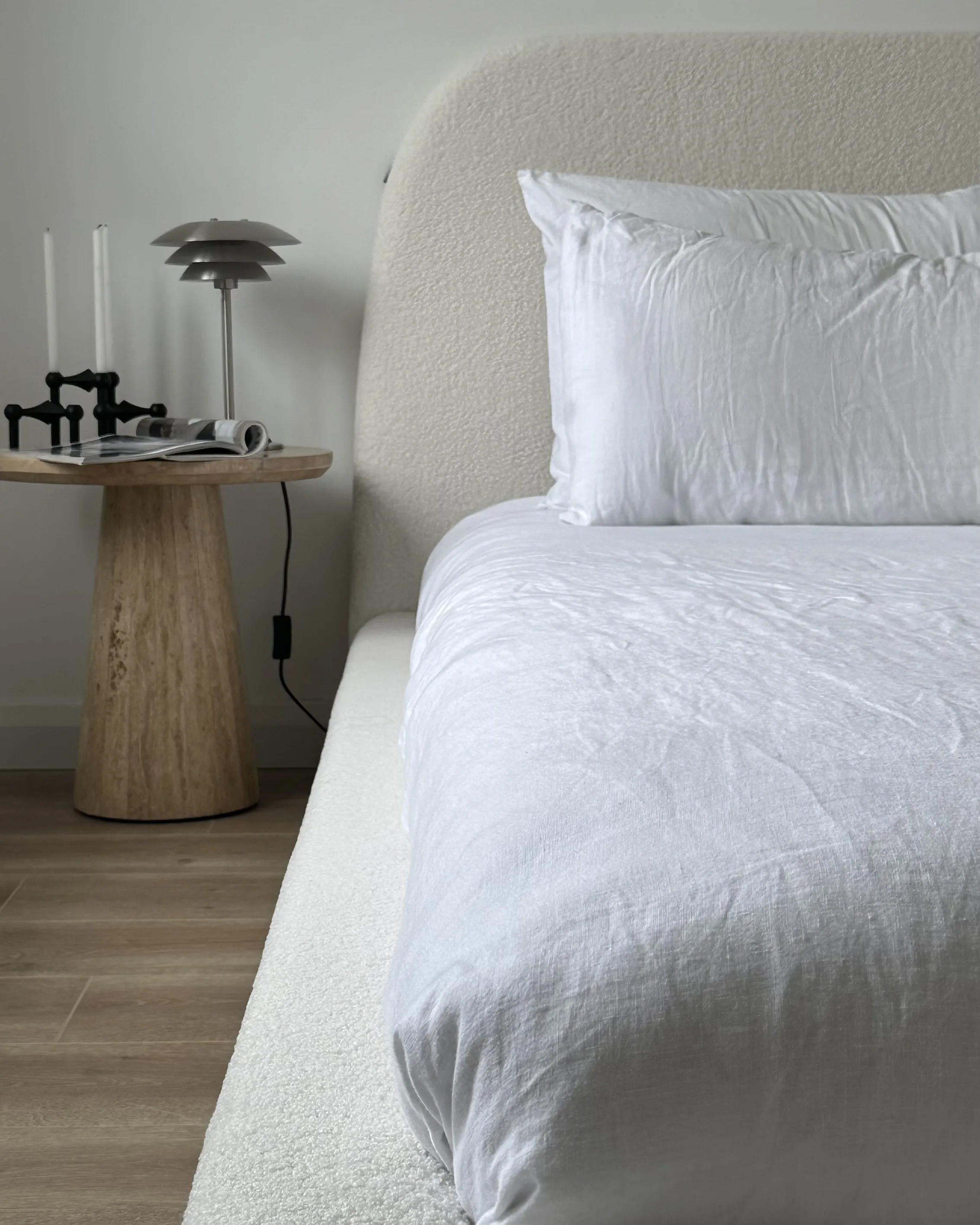 Bed Bouclé ROISEL 180 x 200 cm Lichtbeige